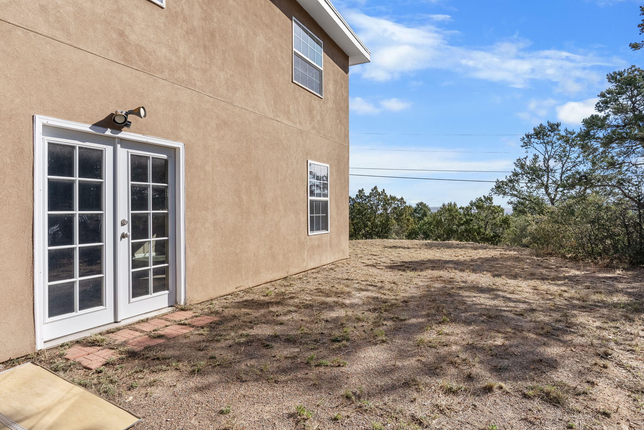 40 MULBERRY Loop