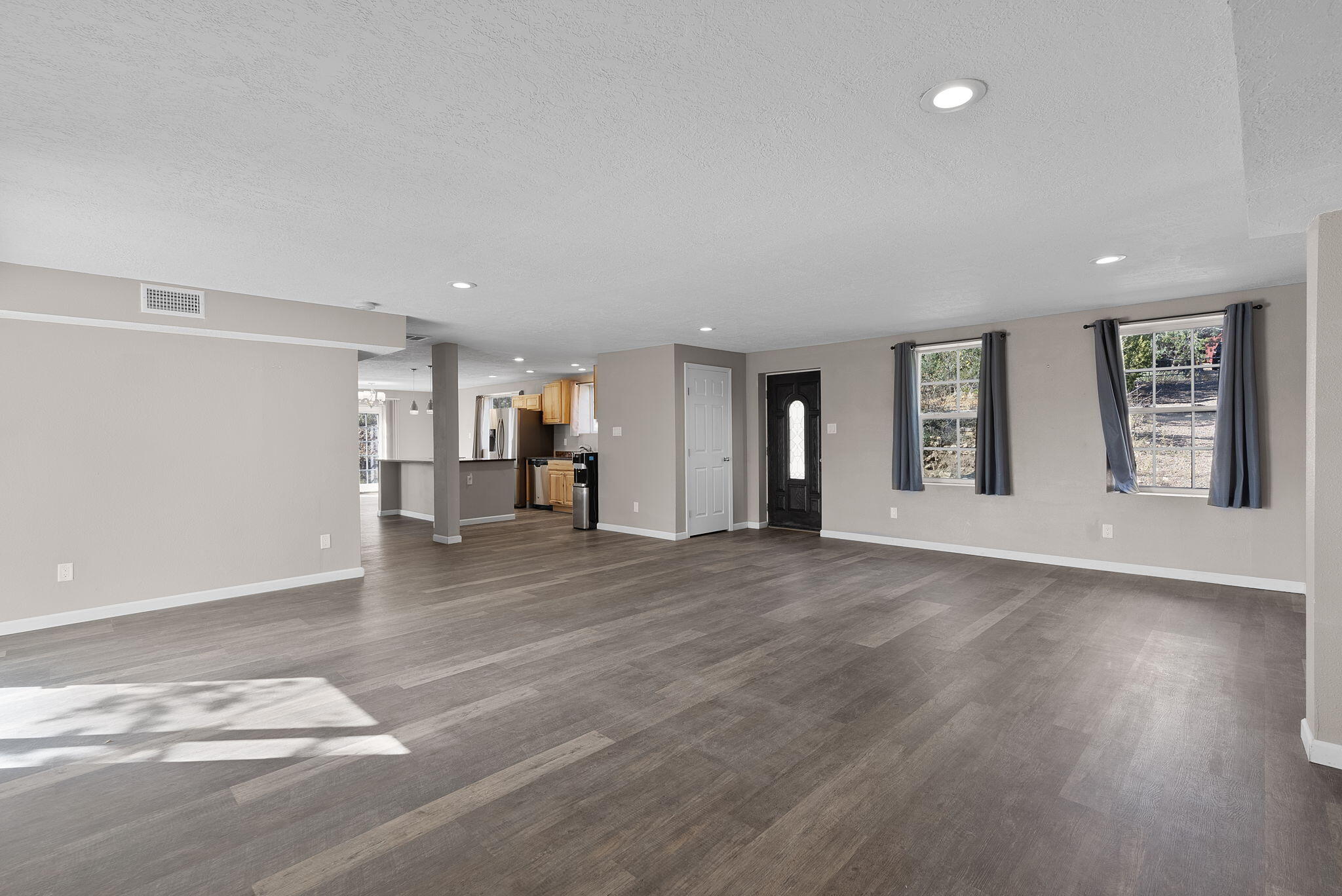 40 MULBERRY Loop