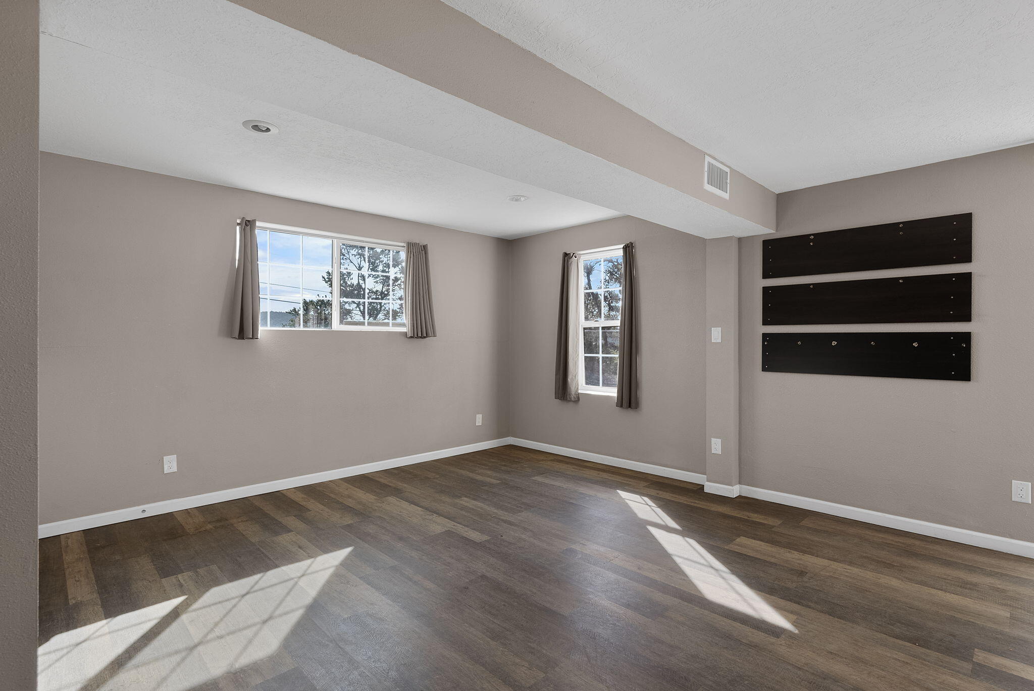 40 MULBERRY Loop