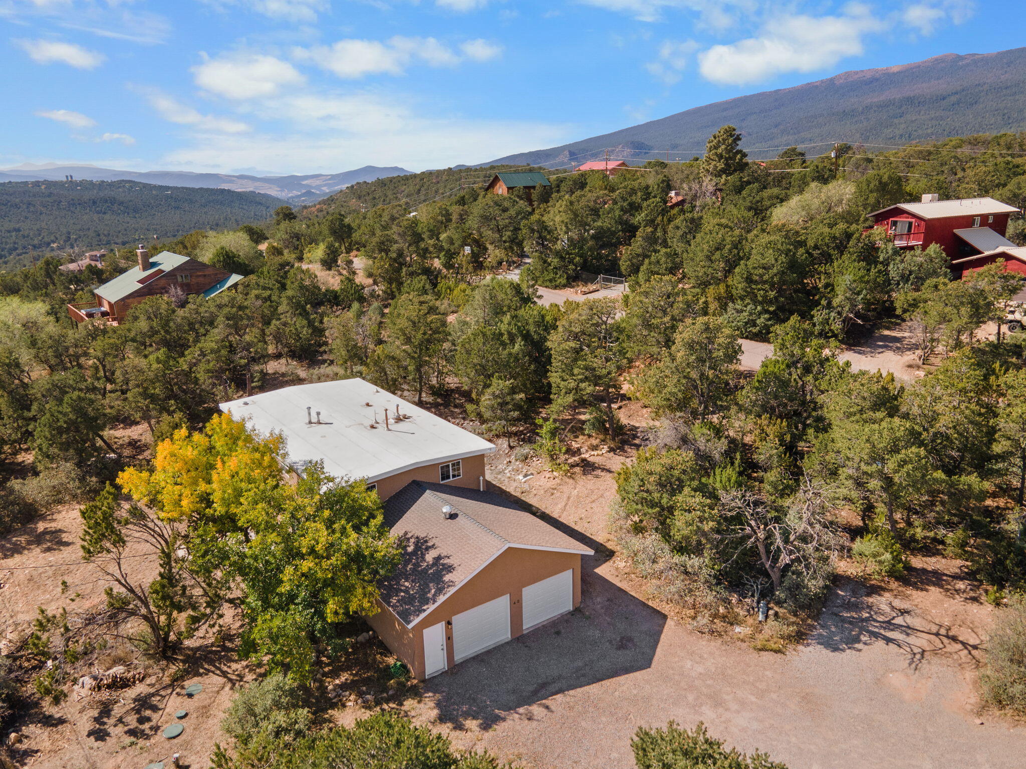 40 MULBERRY Loop