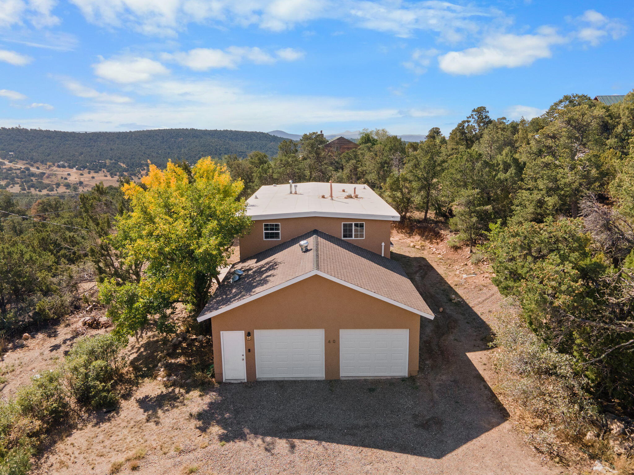 40 MULBERRY Loop