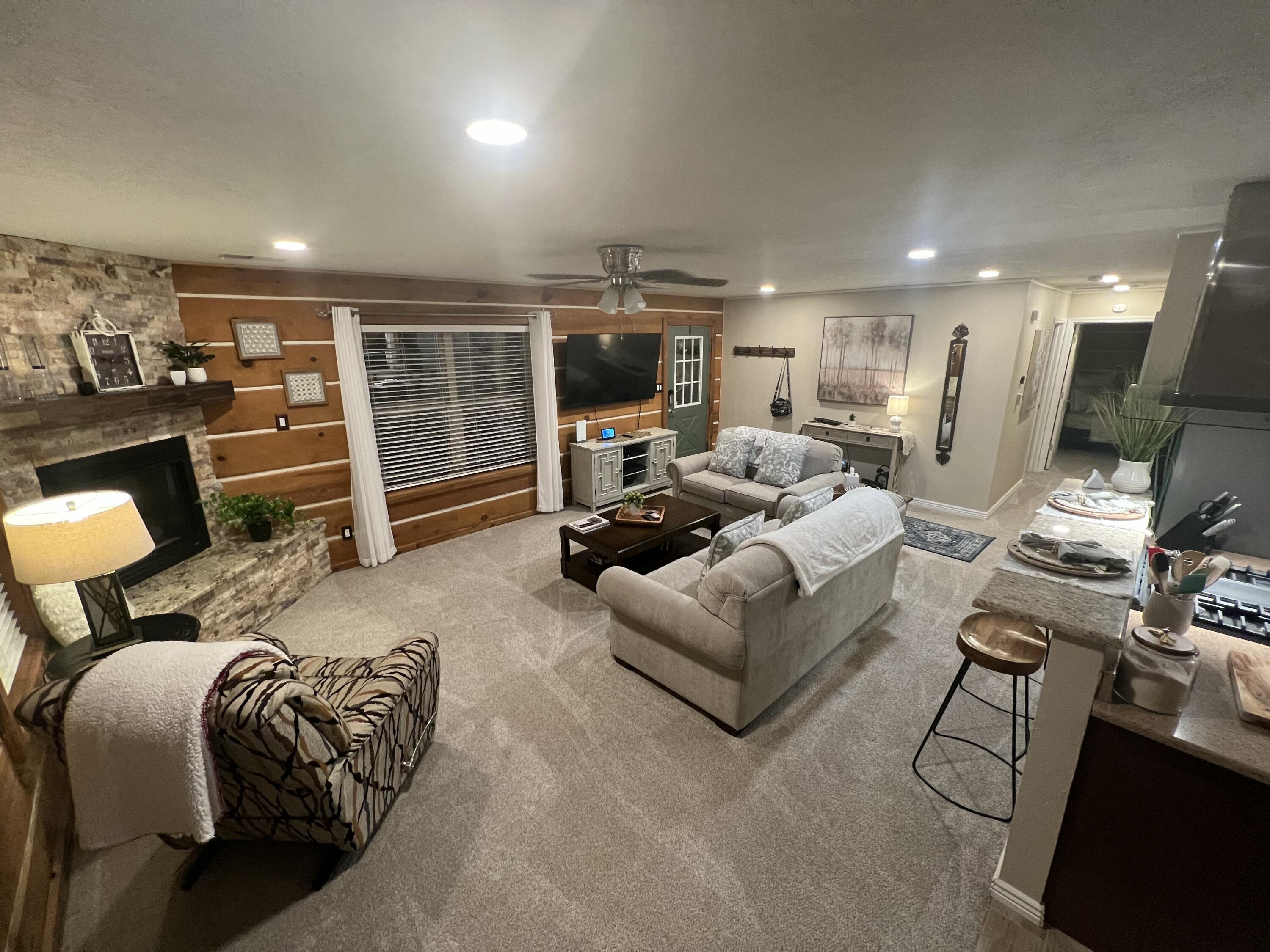 1691 PONDEROSA Drive