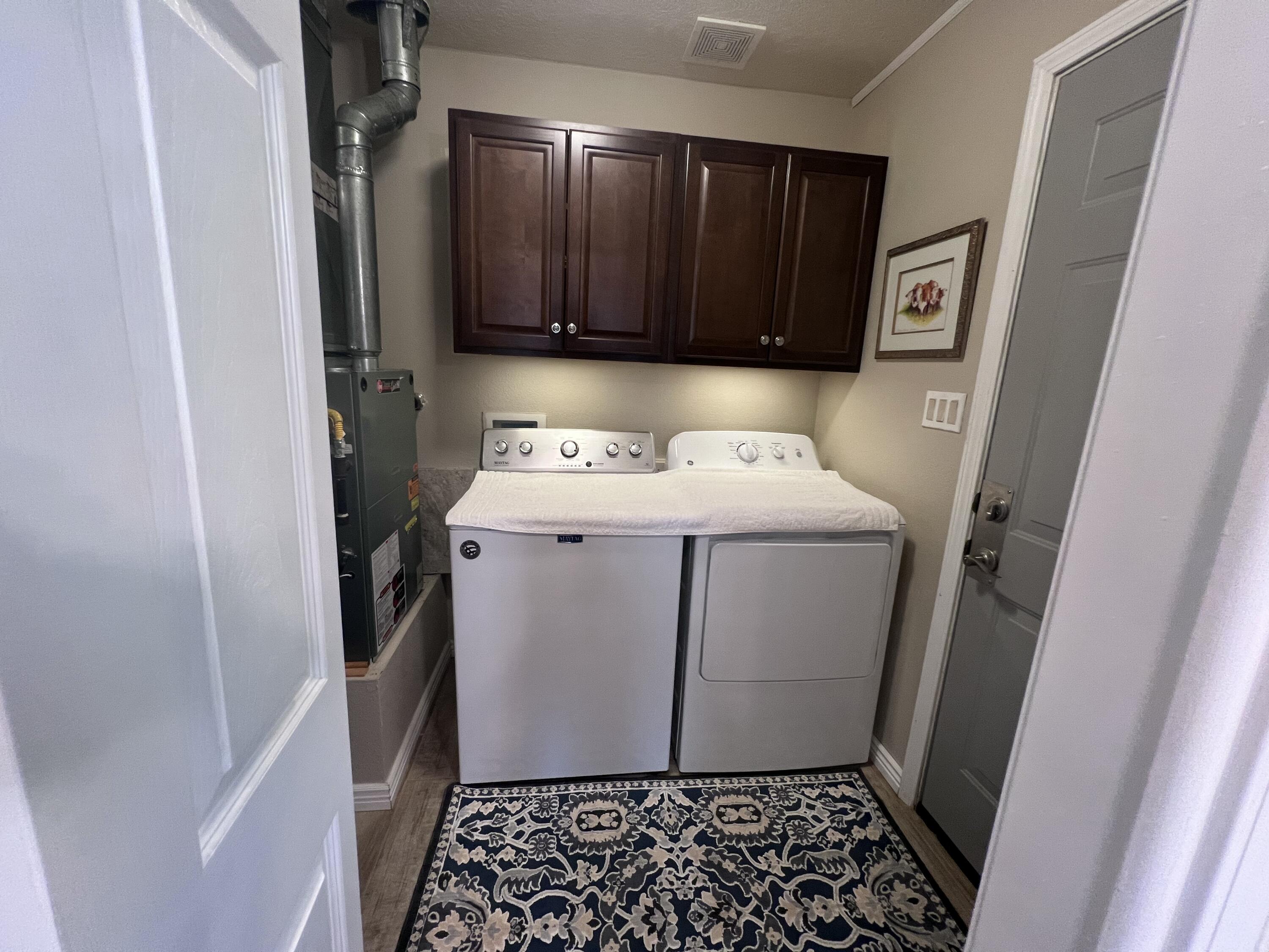 1691 PONDEROSA Drive