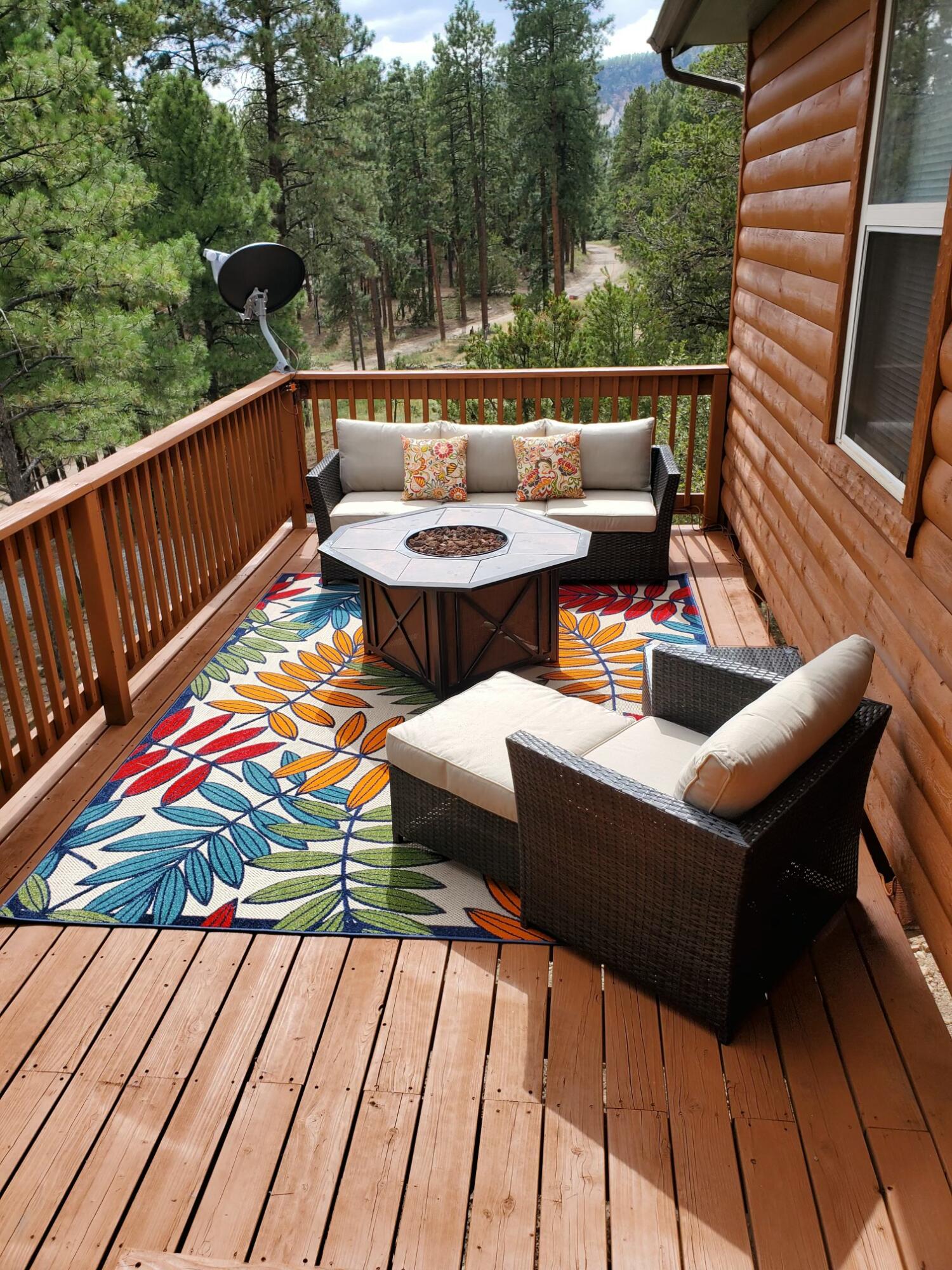 1691 PONDEROSA Drive