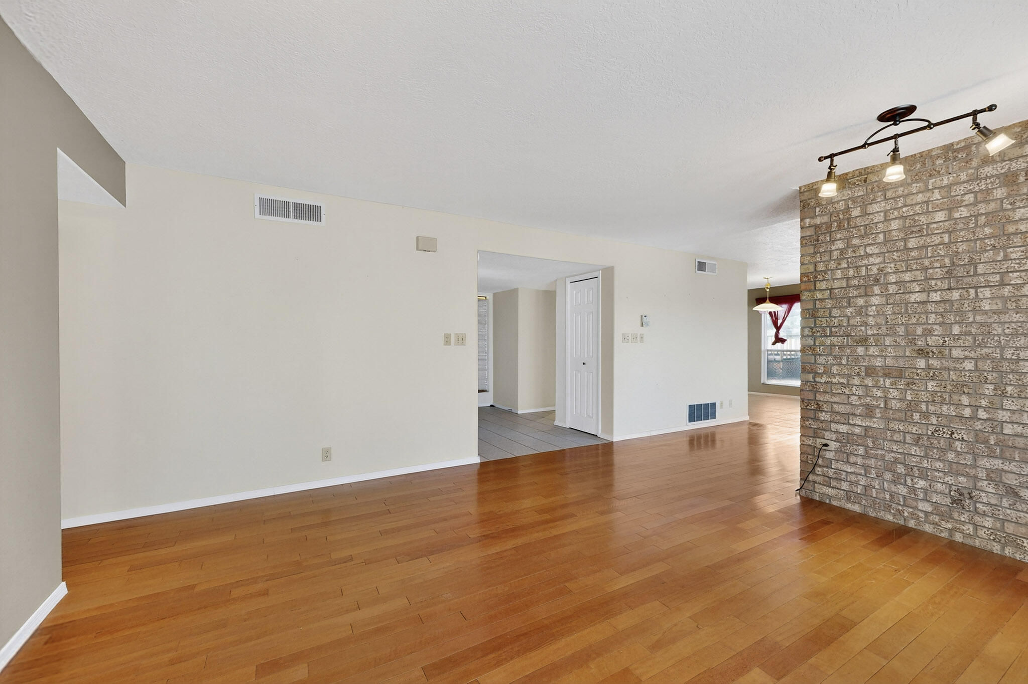 209 Goodman Avenue