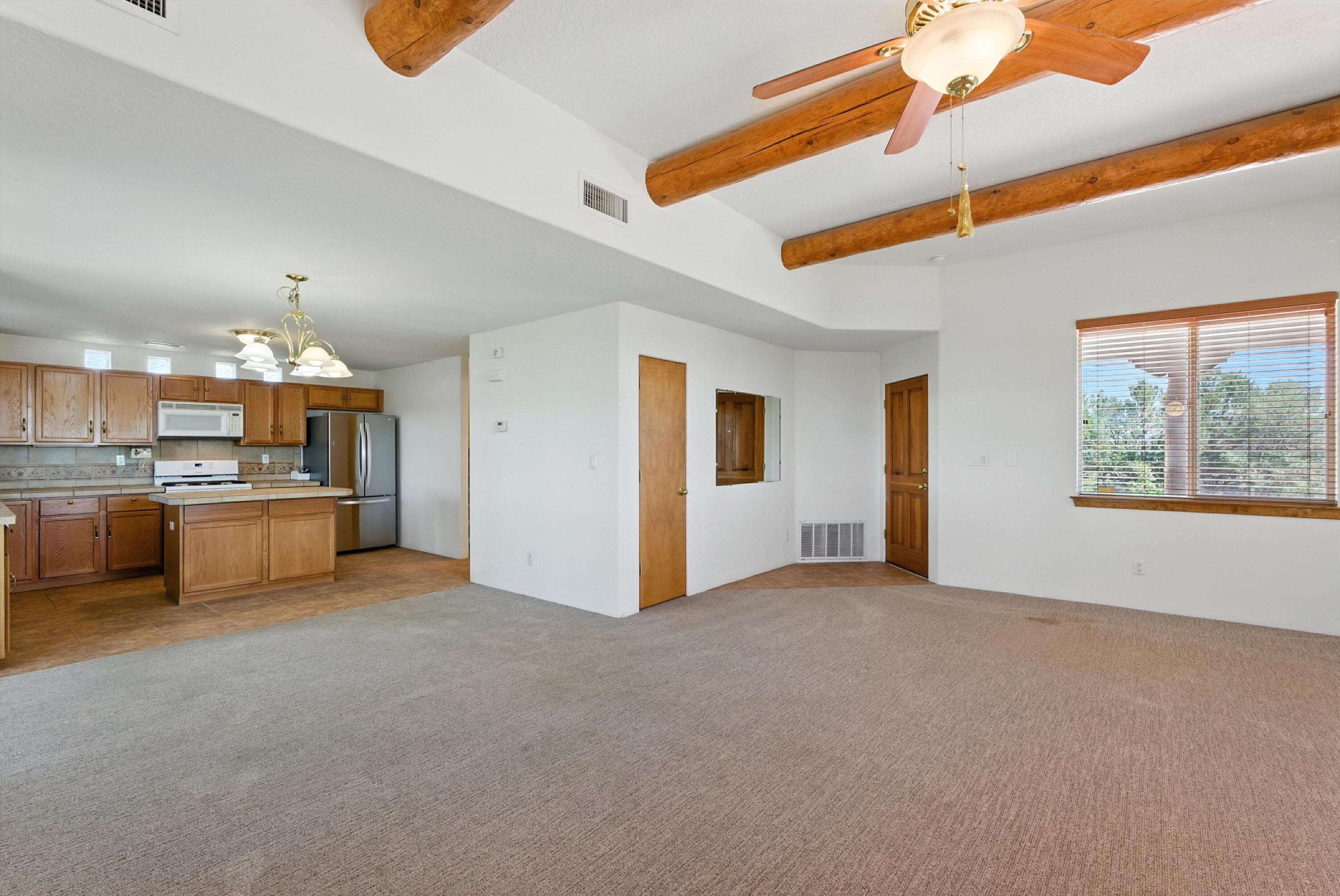 6 DELANTE Court