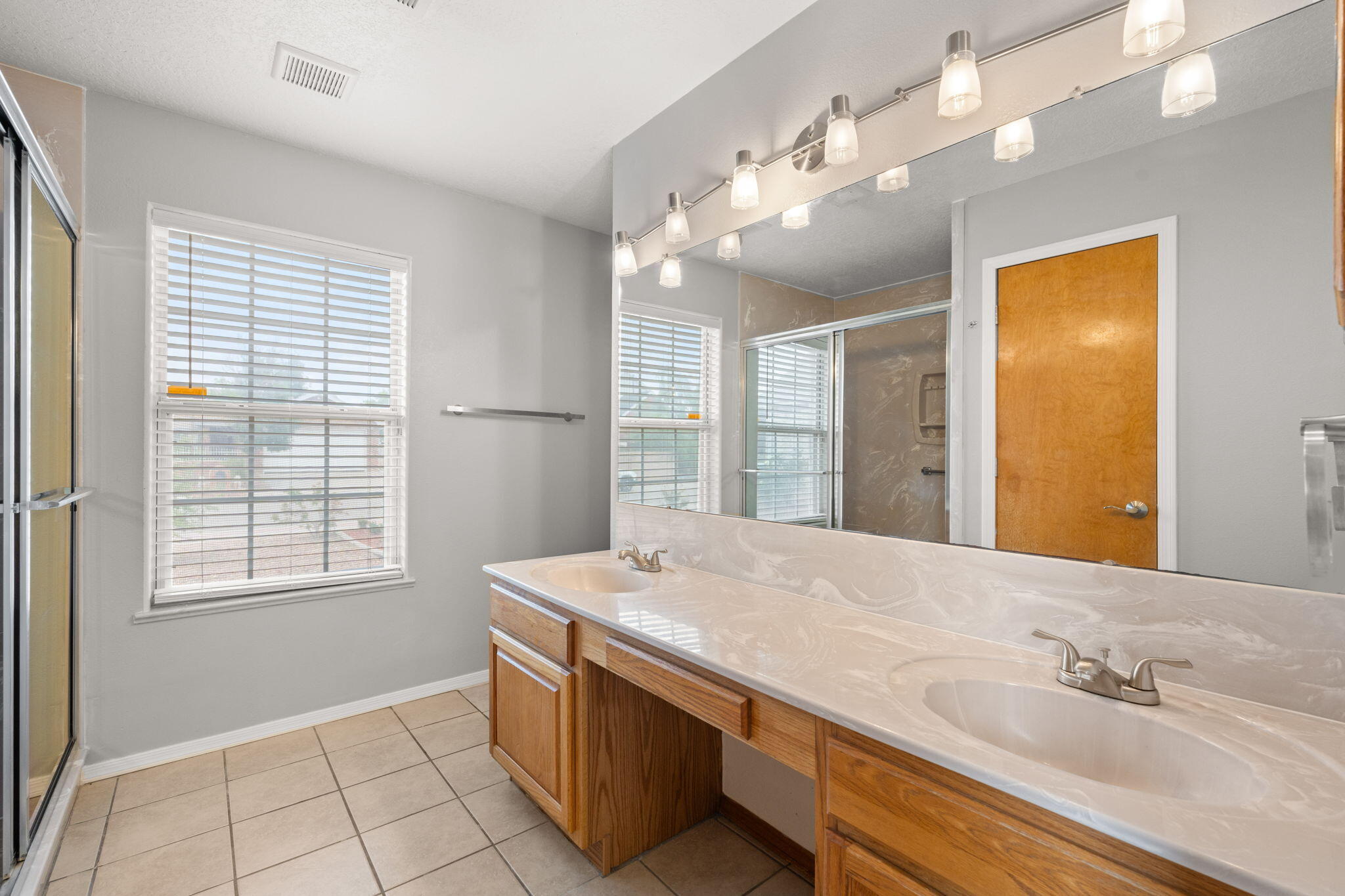 1616 Cerro Vista Loop NW