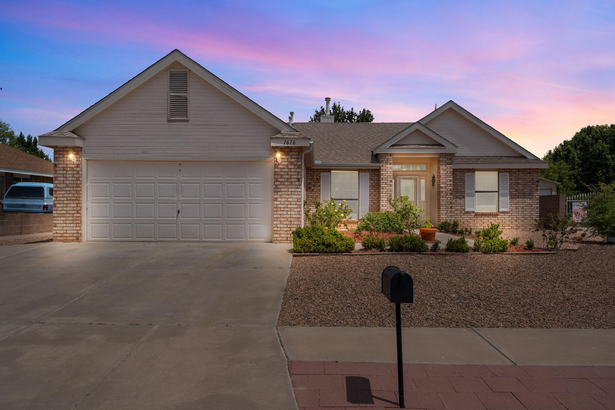 1616 Cerro Vista Loop NW