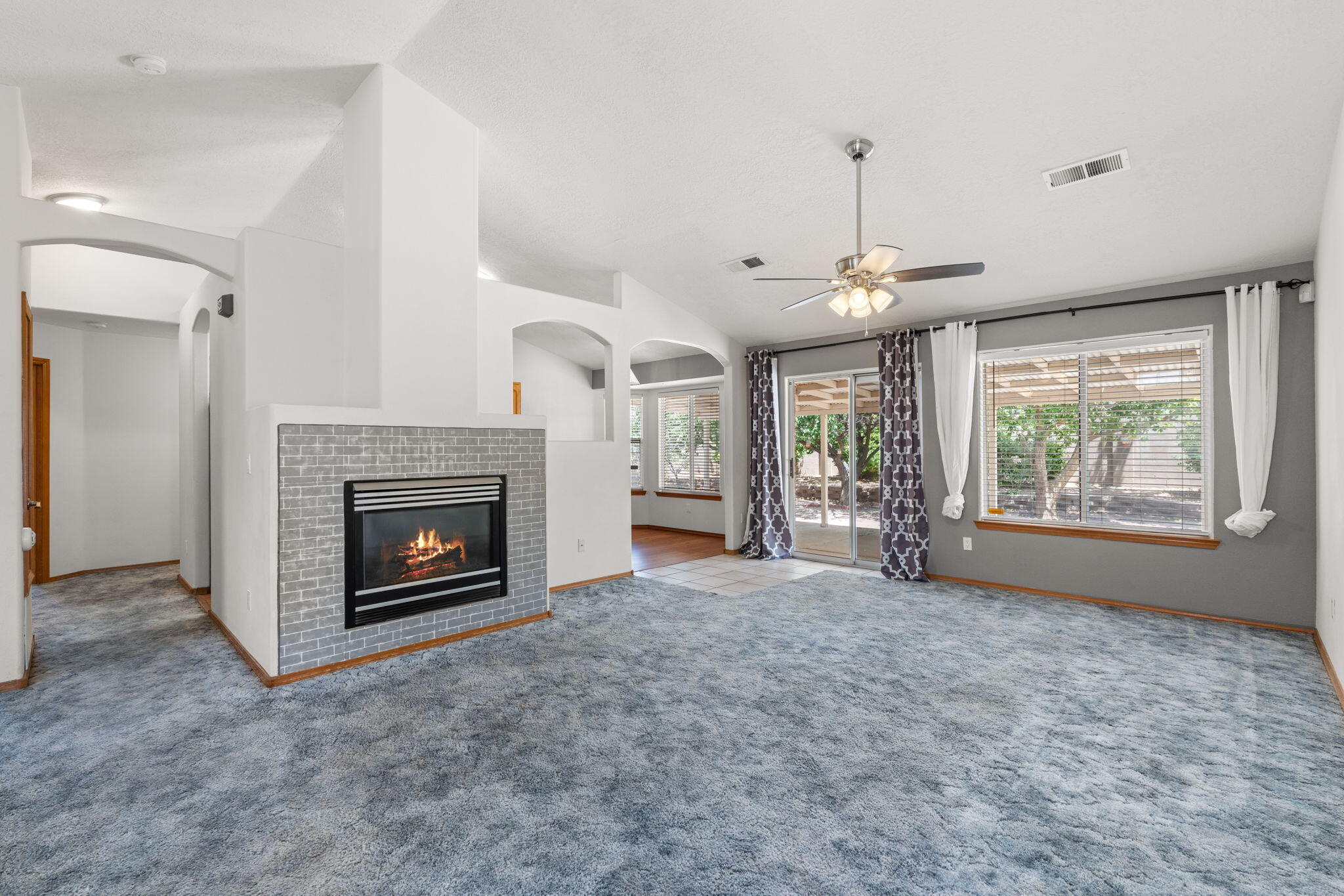1616 Cerro Vista Loop NW