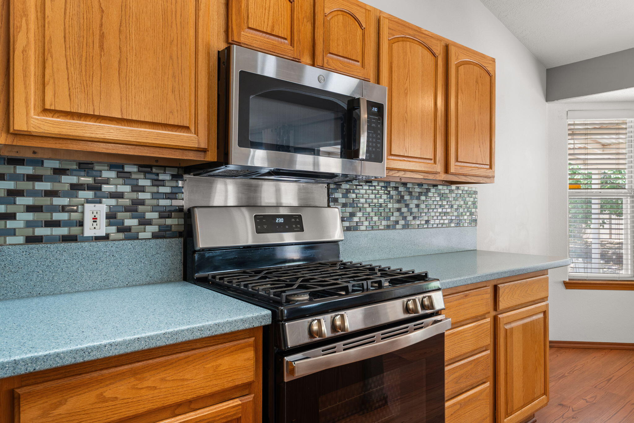 1616 Cerro Vista Loop NW