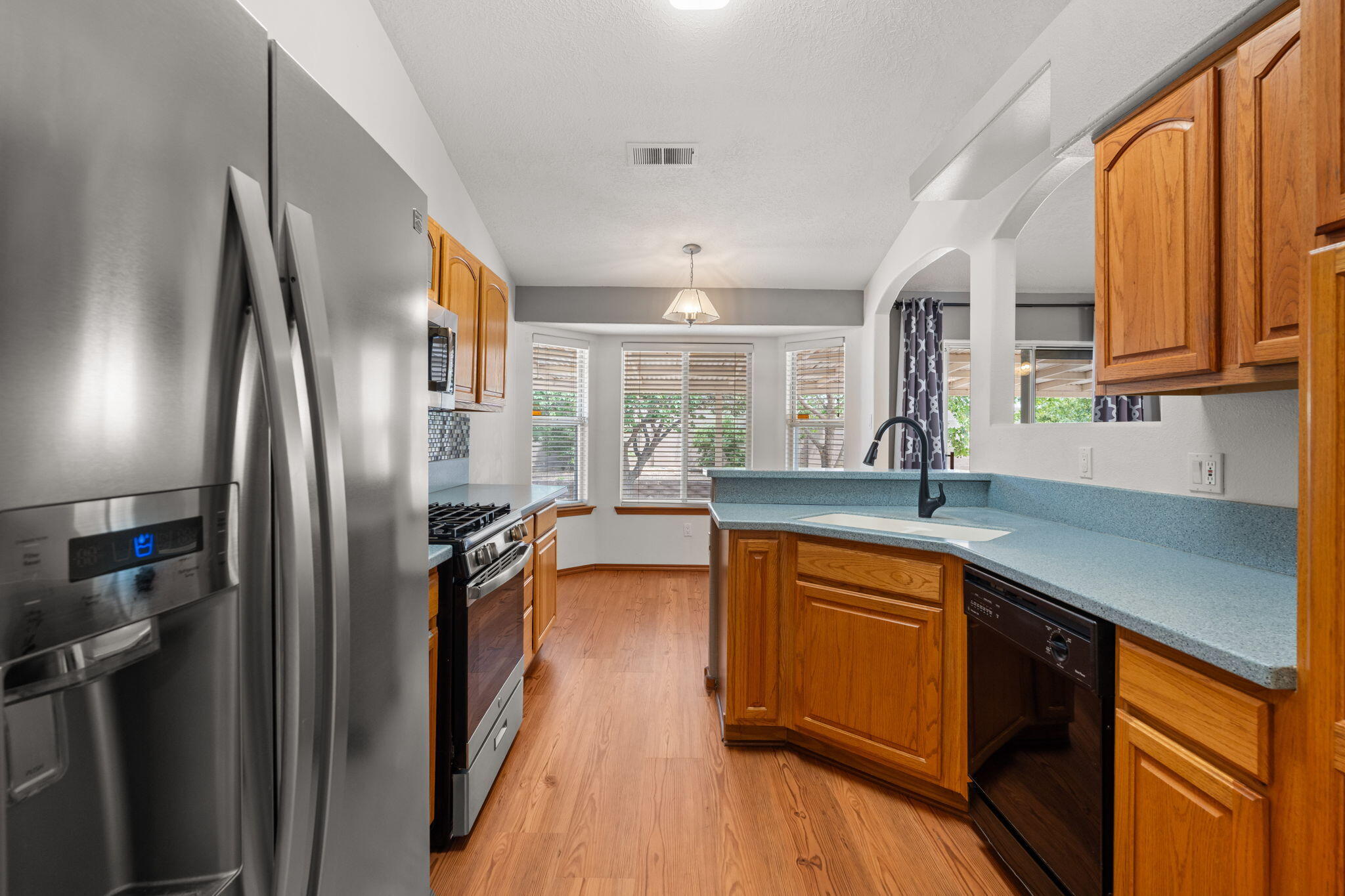 1616 Cerro Vista Loop NW