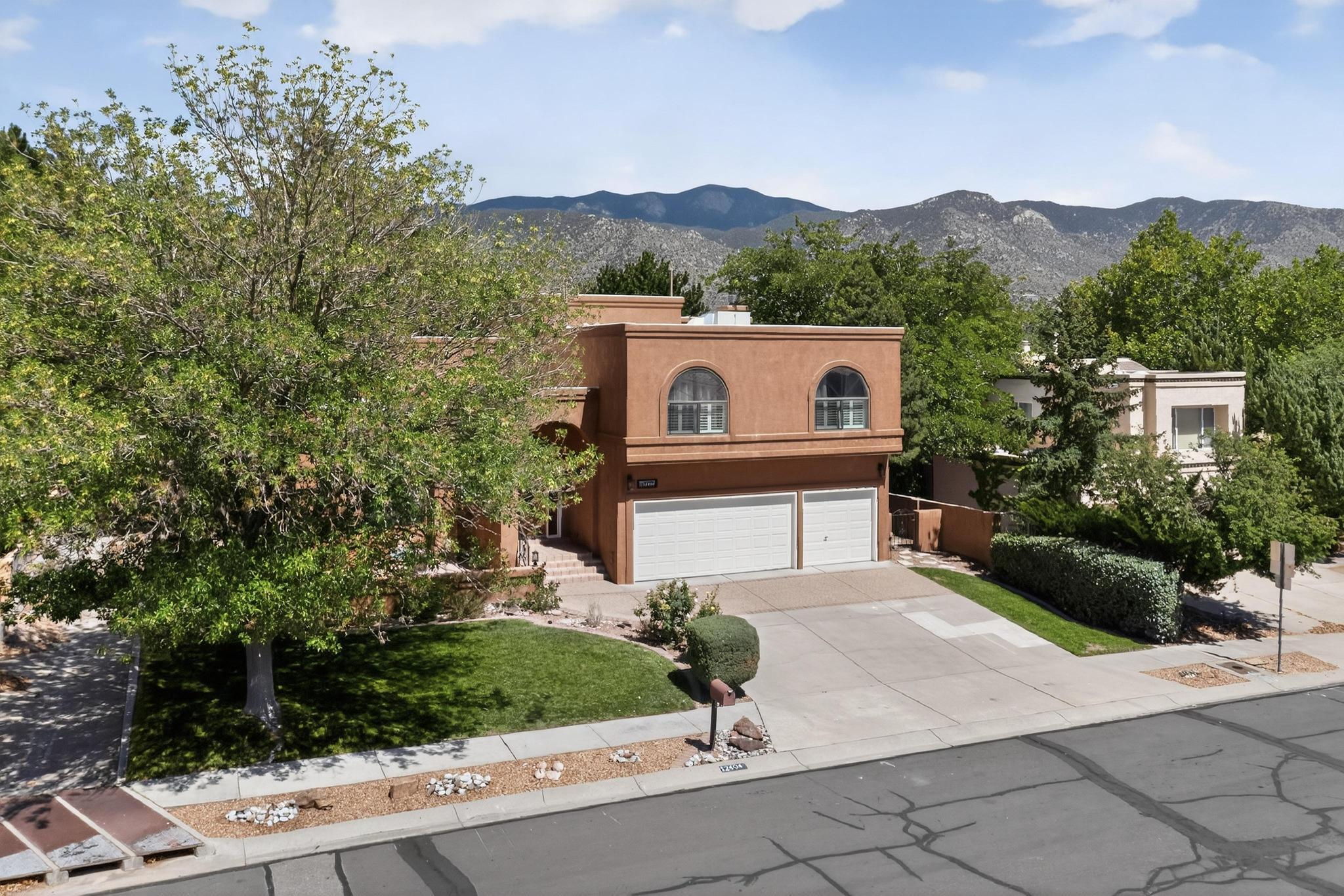 12404 Tamarac Trail NE