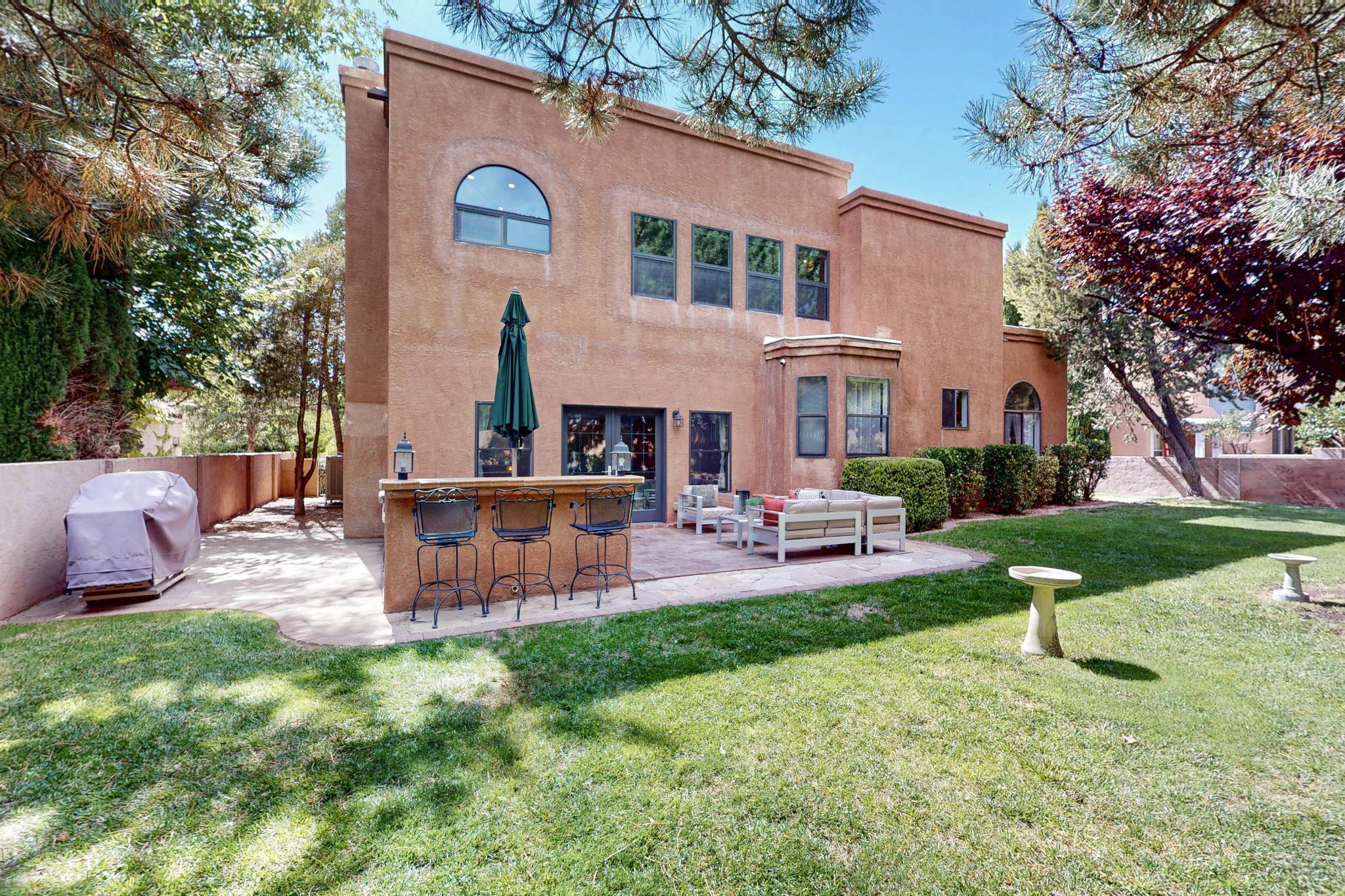 12404 Tamarac Trail NE