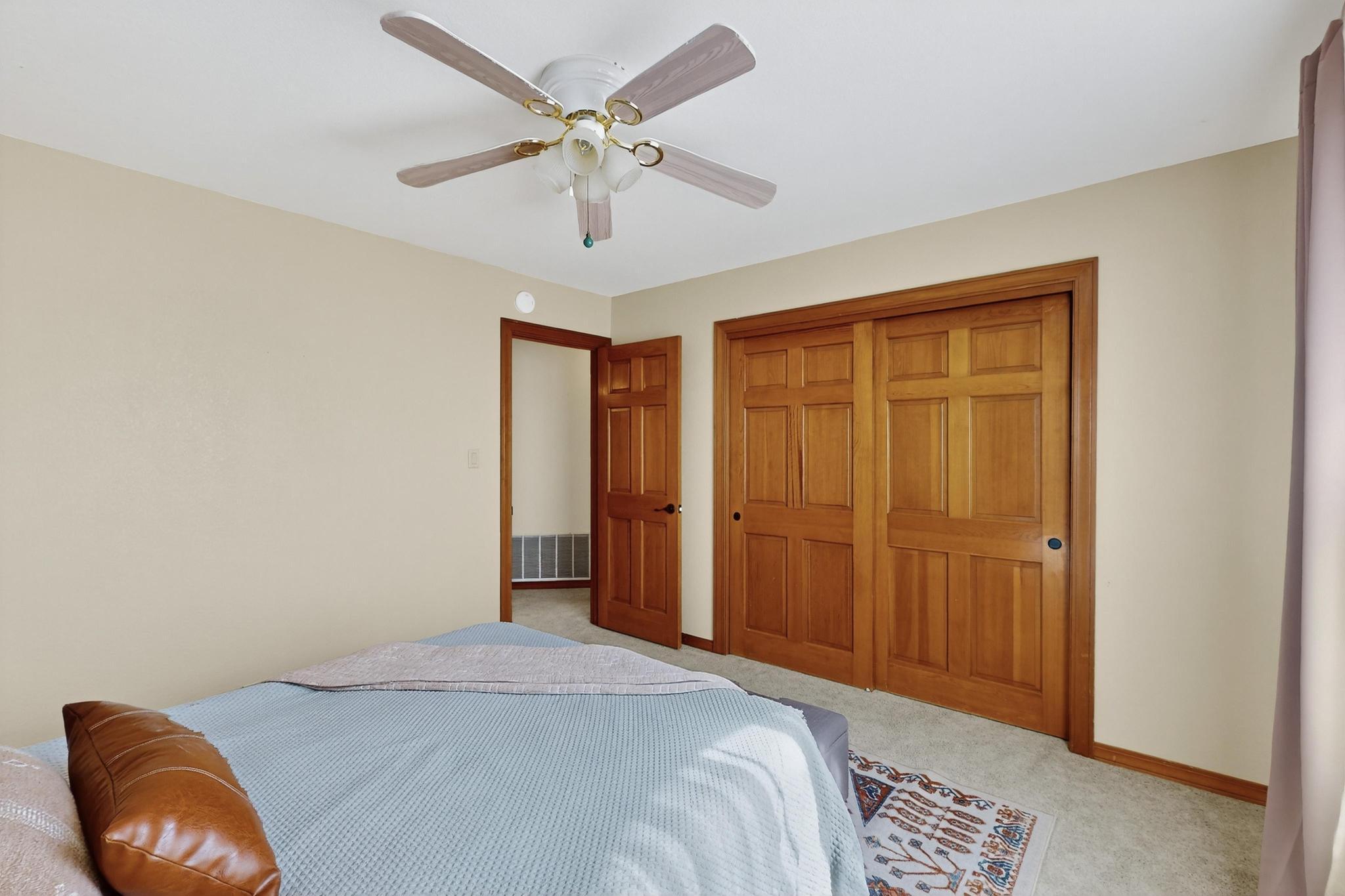 12404 Tamarac Trail NE