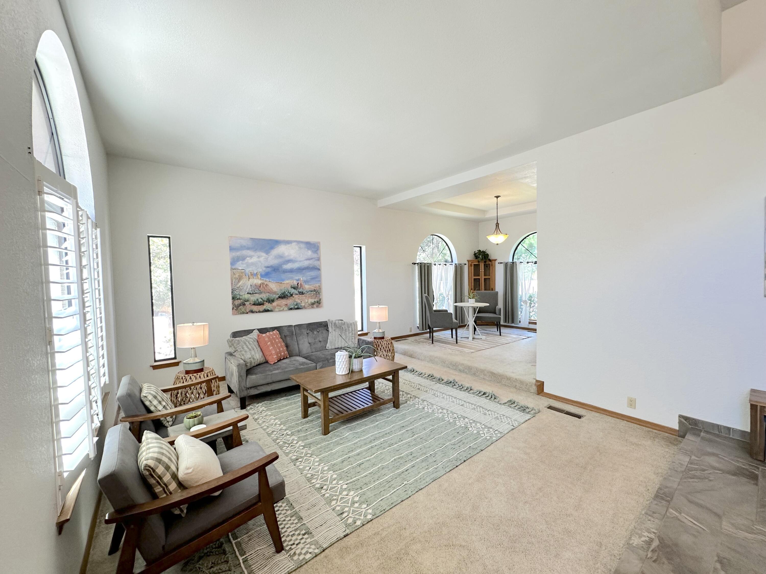 12404 Tamarac Trail NE