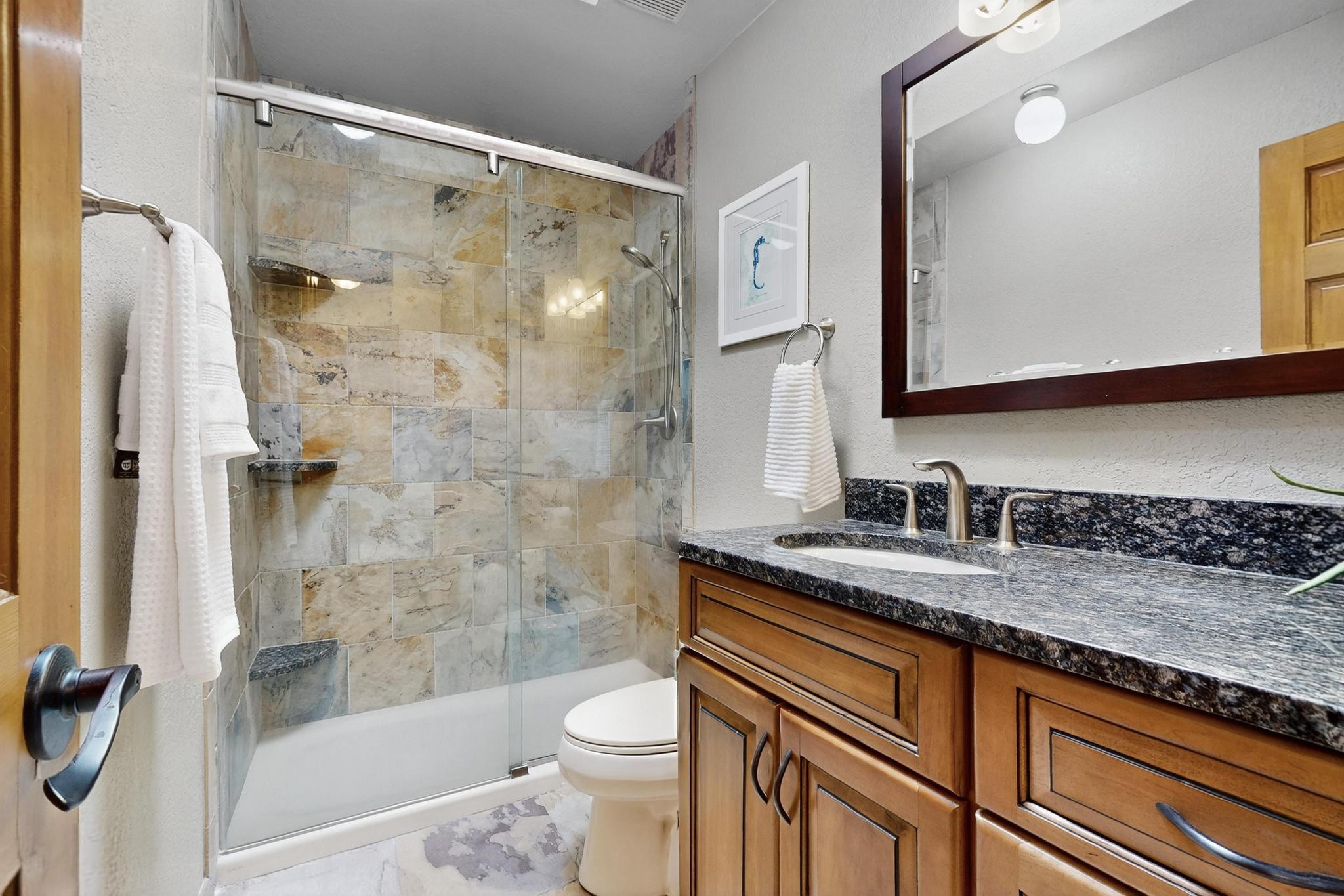 12404 Tamarac Trail NE