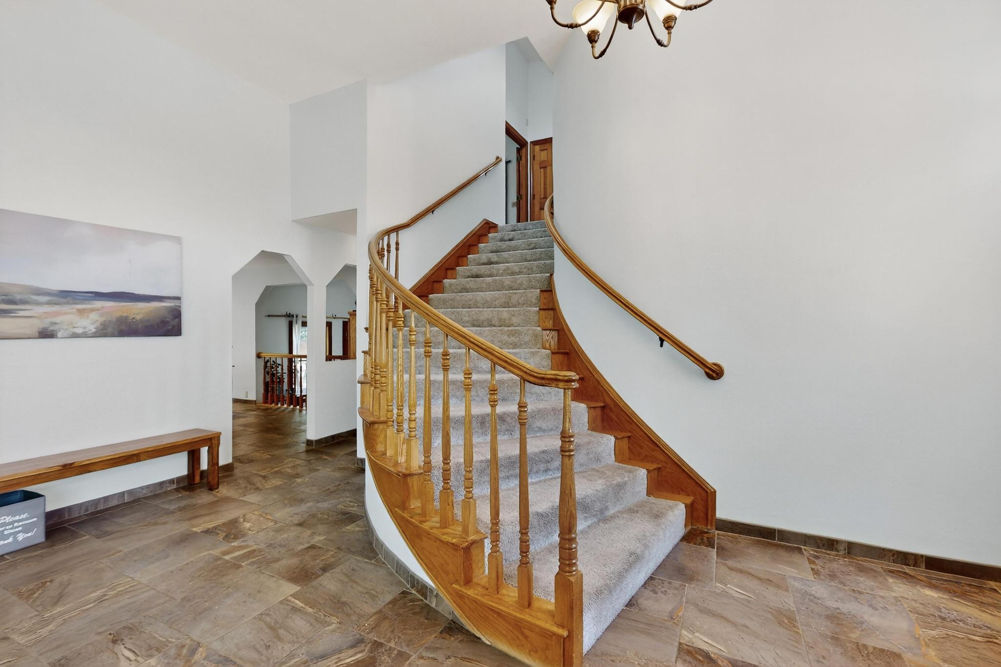 12404 Tamarac Trail NE