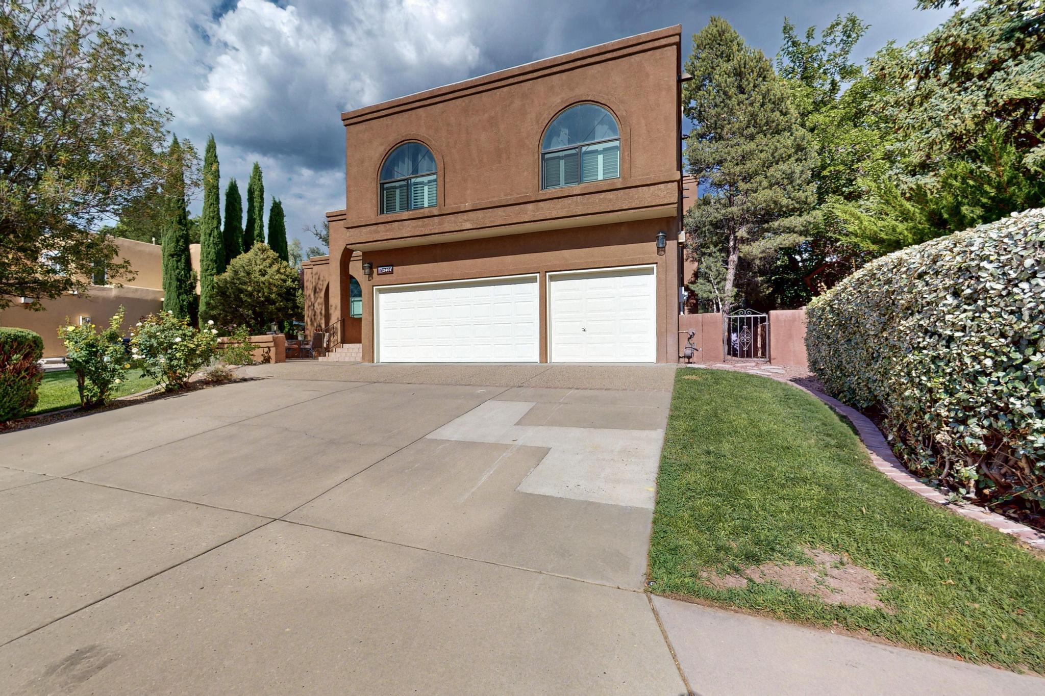12404 Tamarac Trail NE