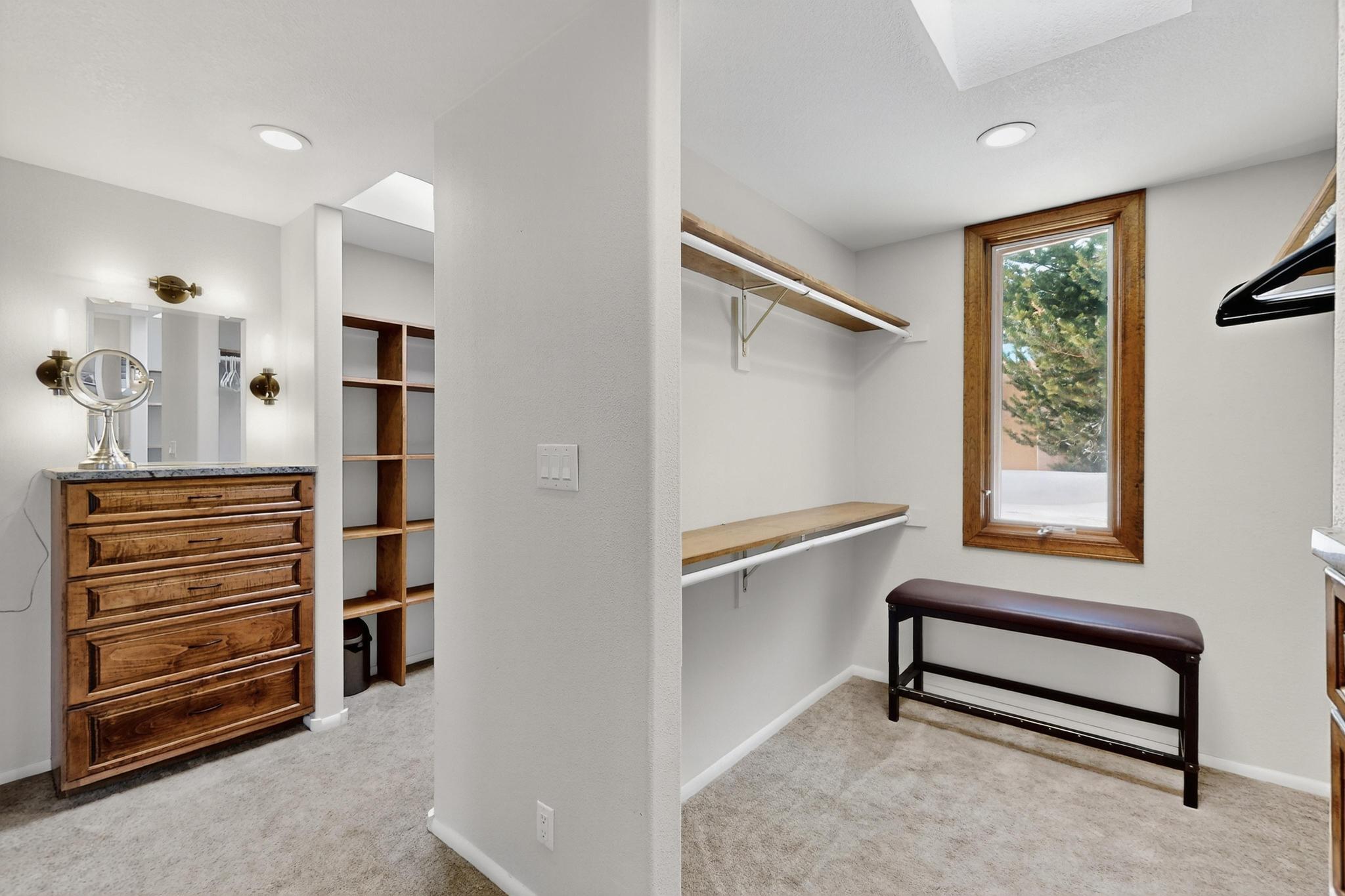 12404 Tamarac Trail NE