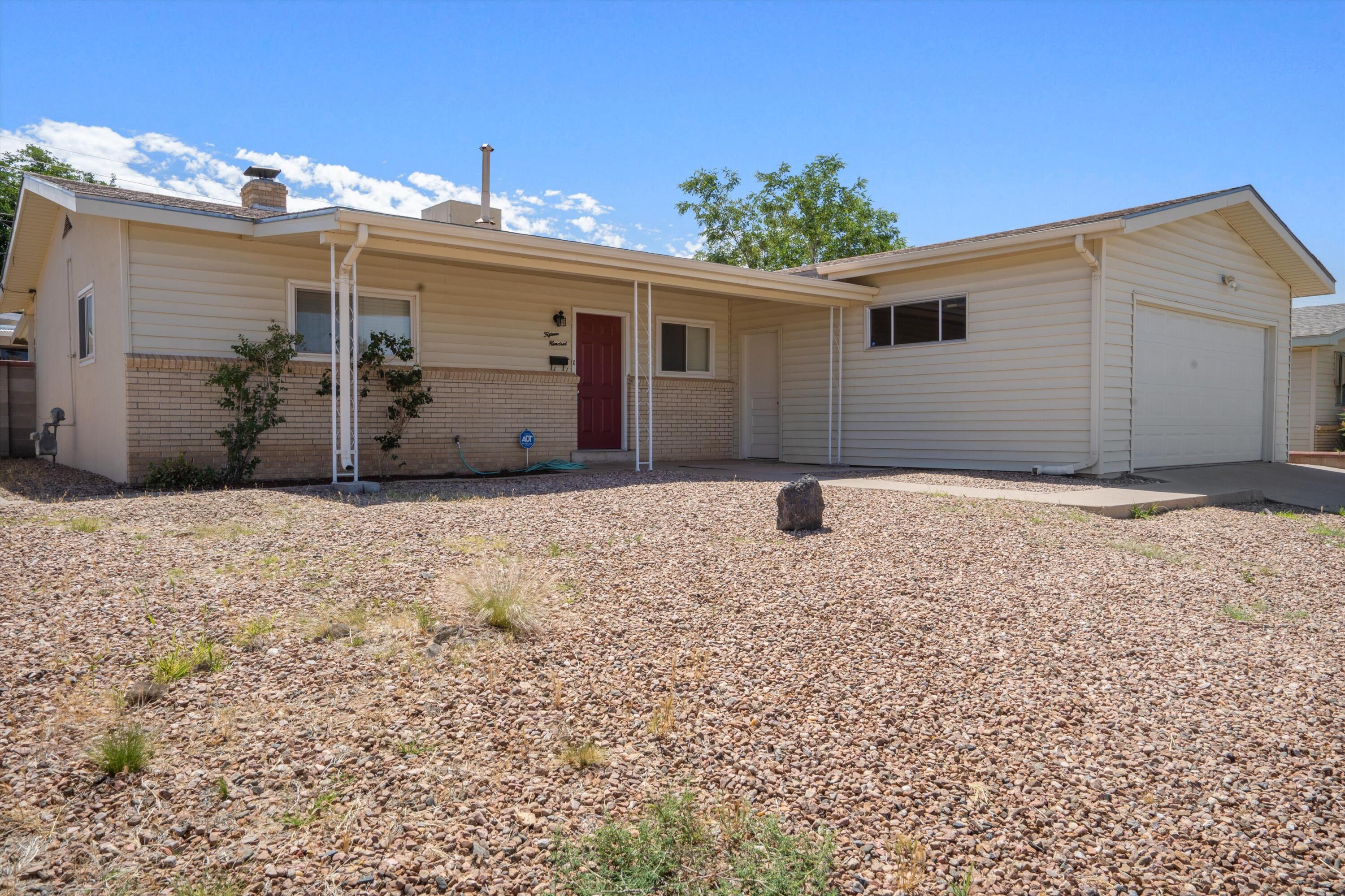 1500 MARTHA Street NE