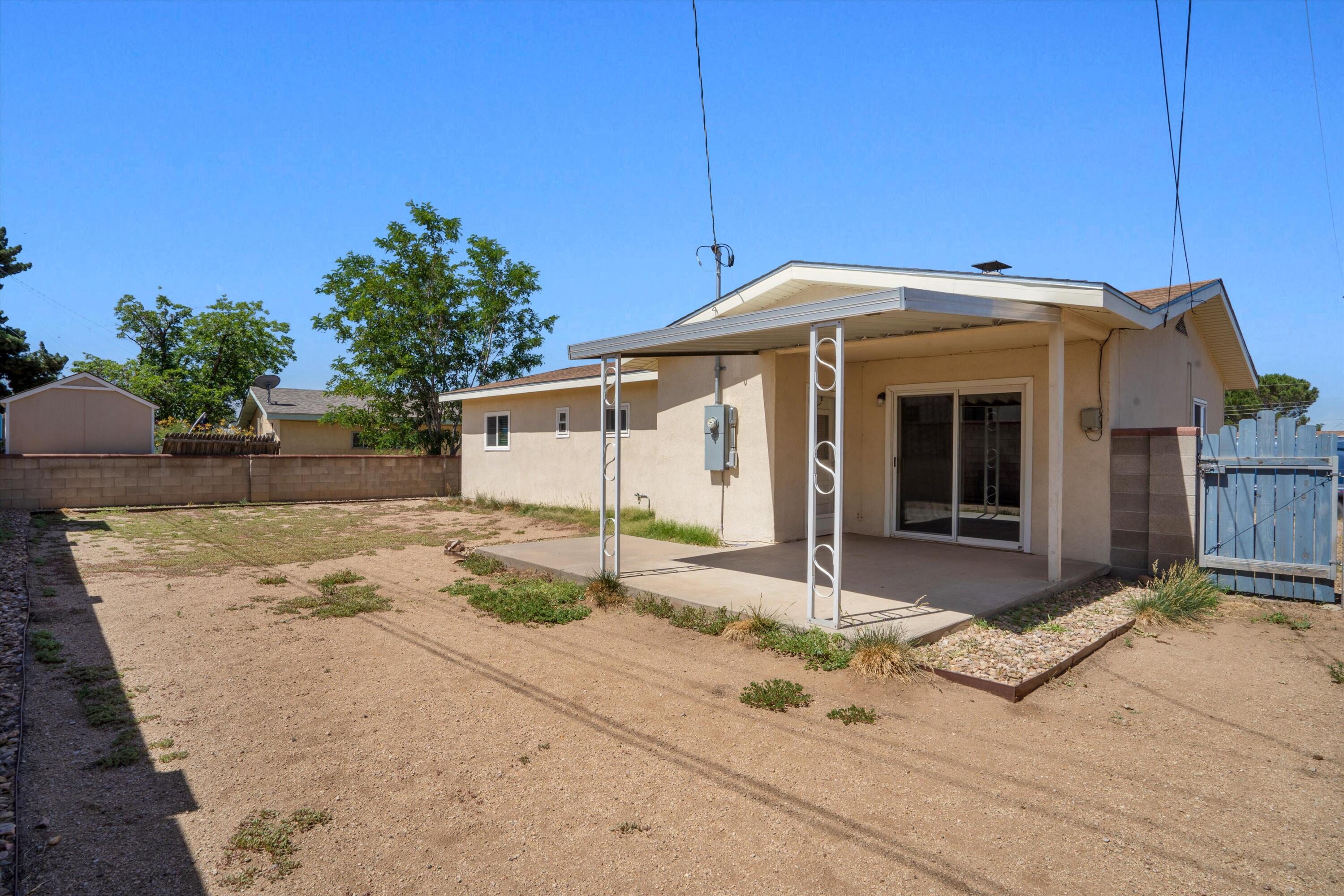 1500 MARTHA Street NE