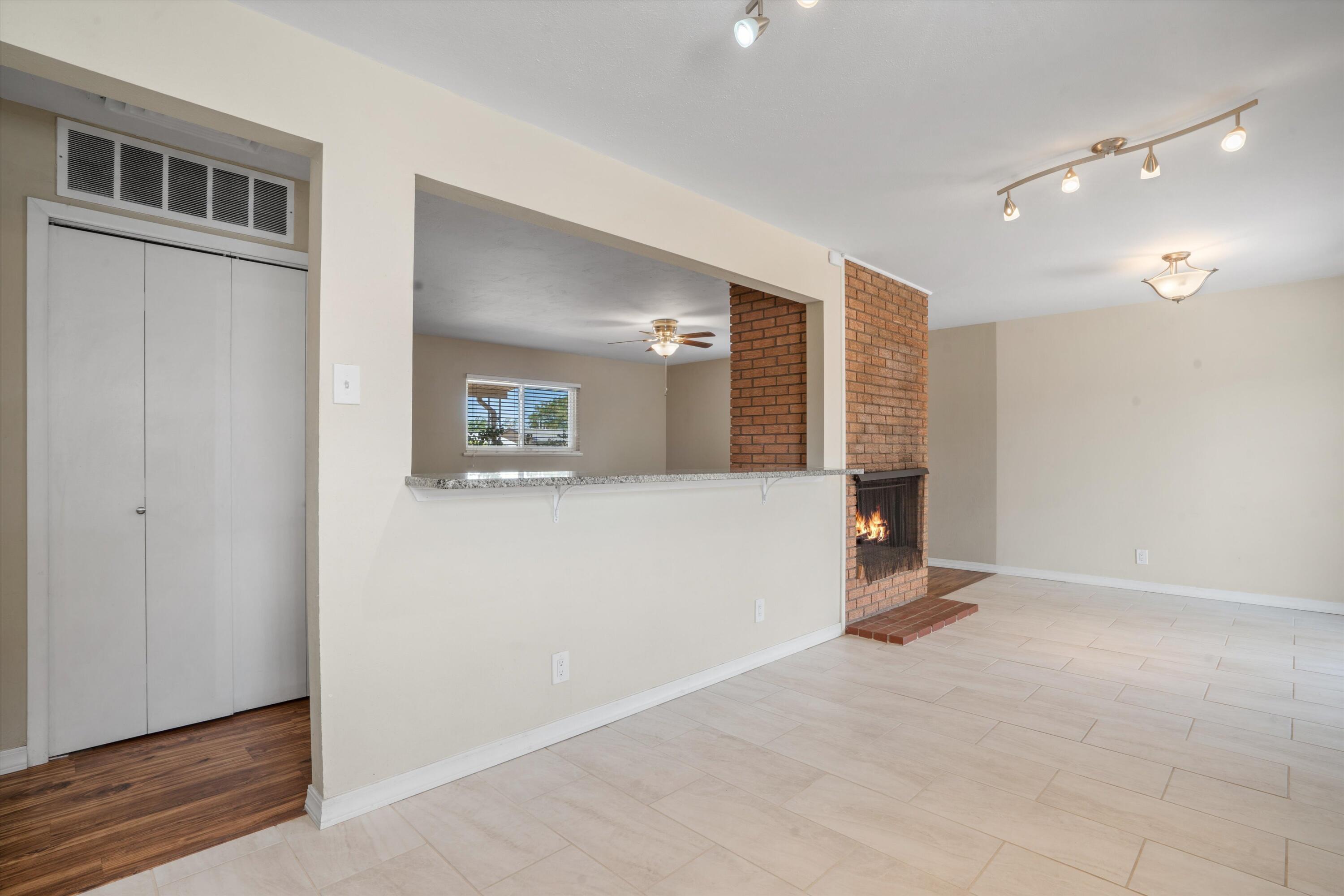 1500 MARTHA Street NE