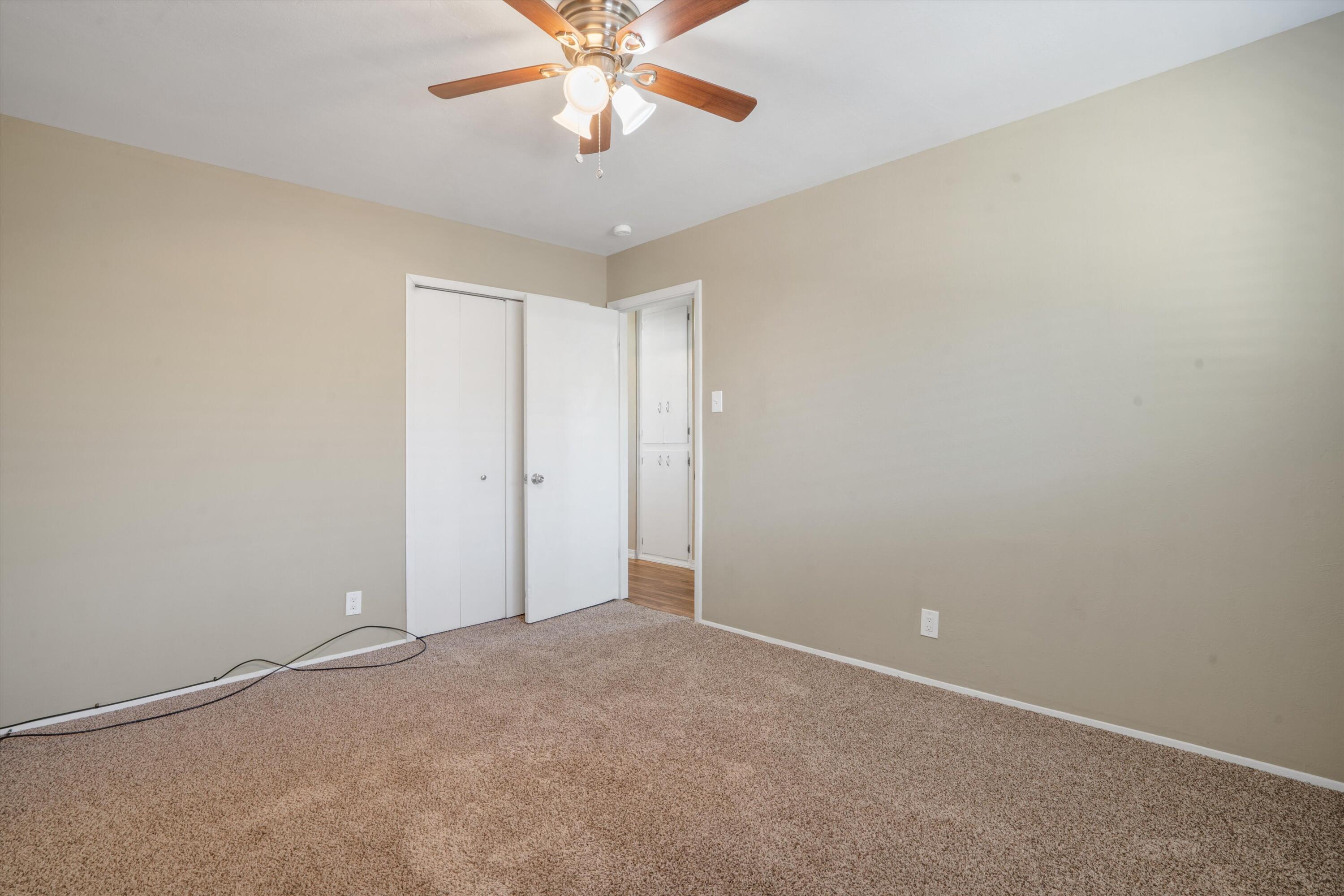 1500 MARTHA Street NE