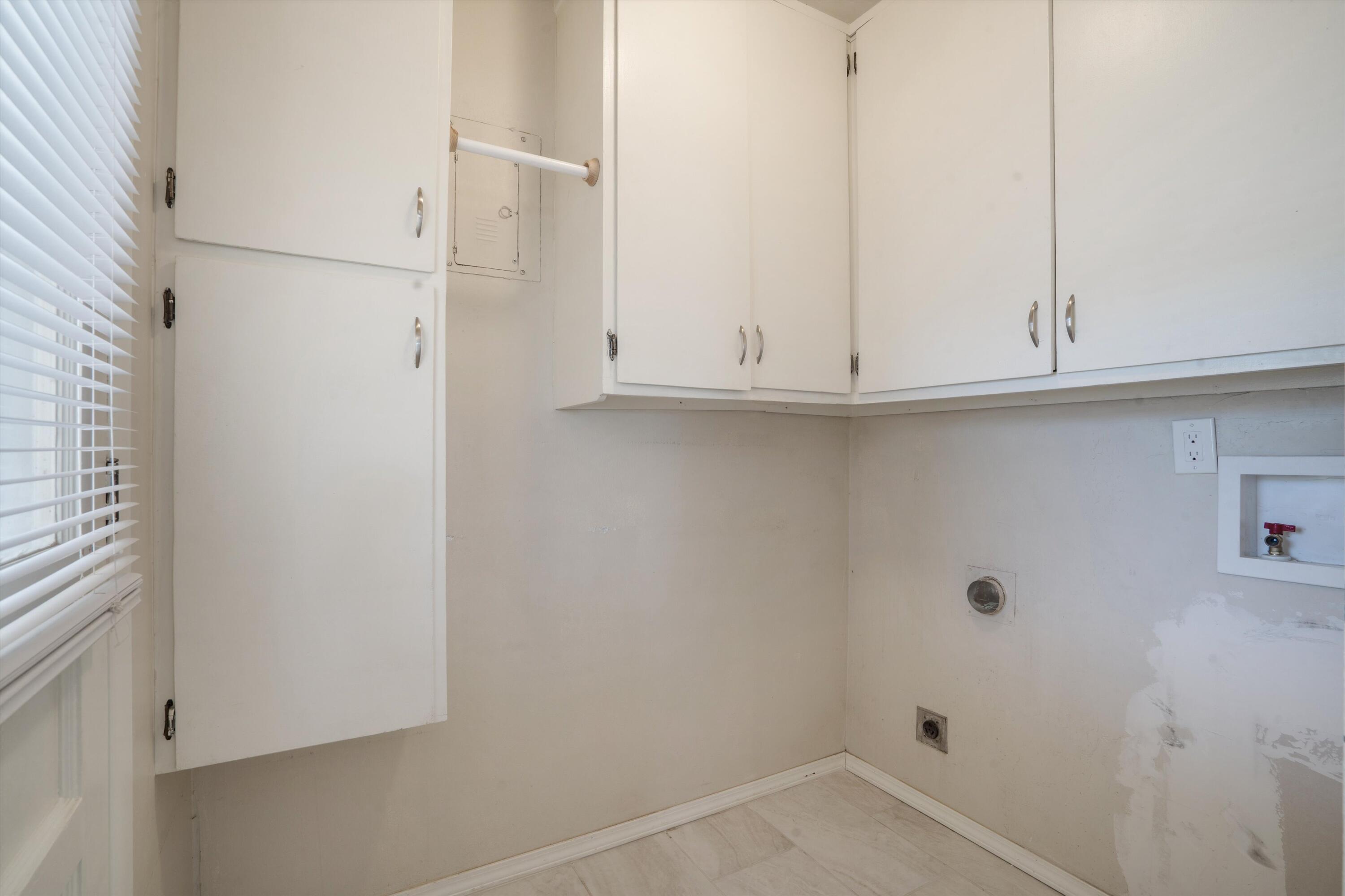 1500 MARTHA Street NE