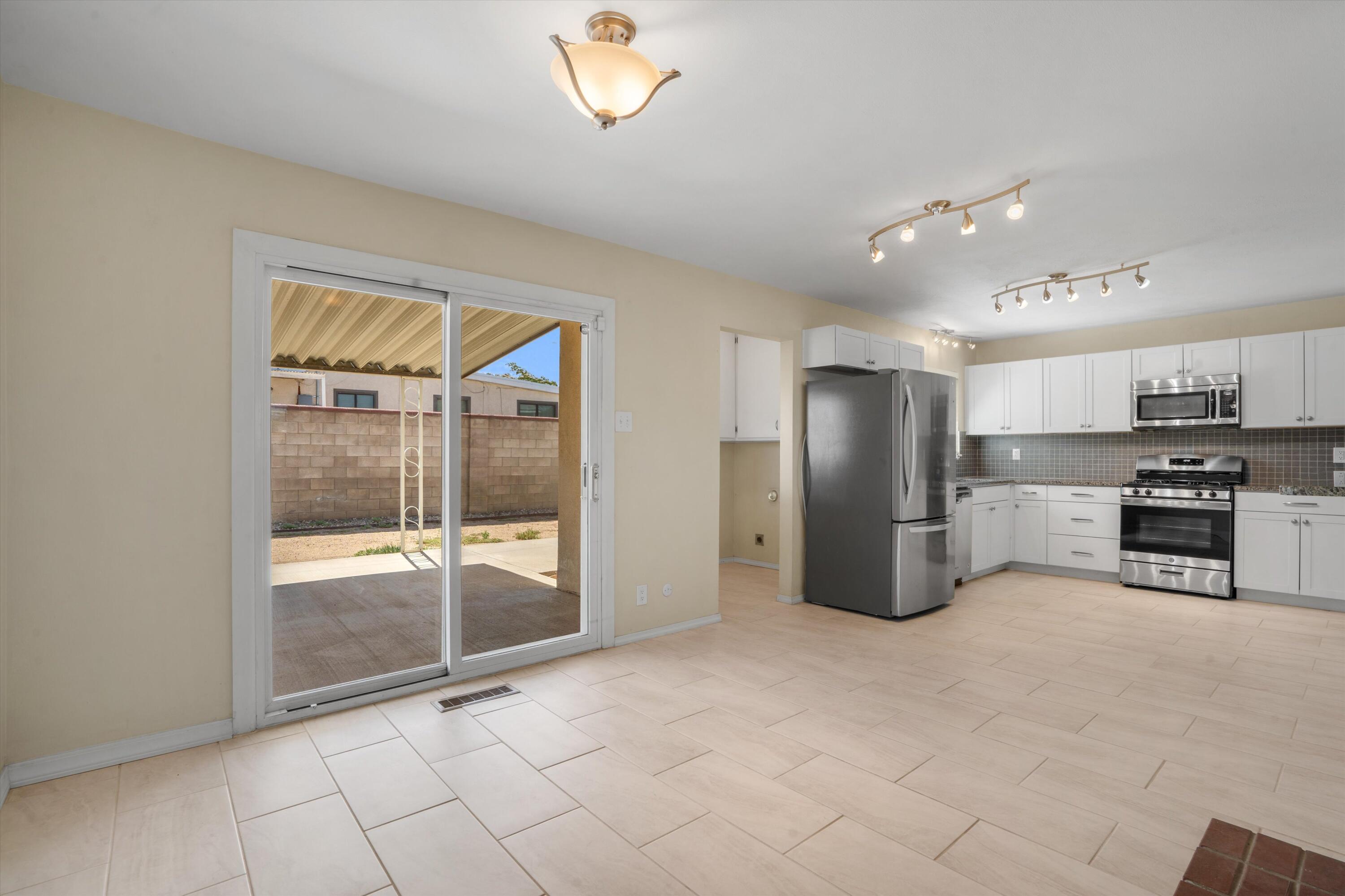 1500 MARTHA Street NE