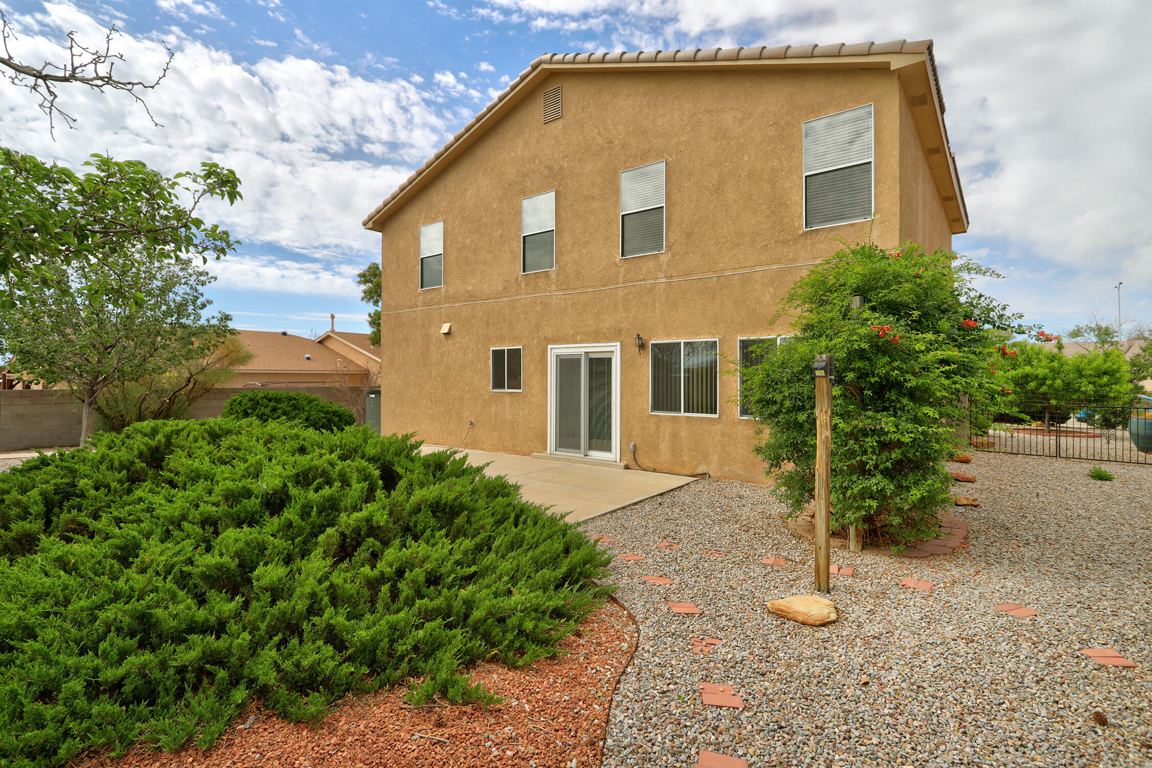 6457 Feemont Hills Loop NE