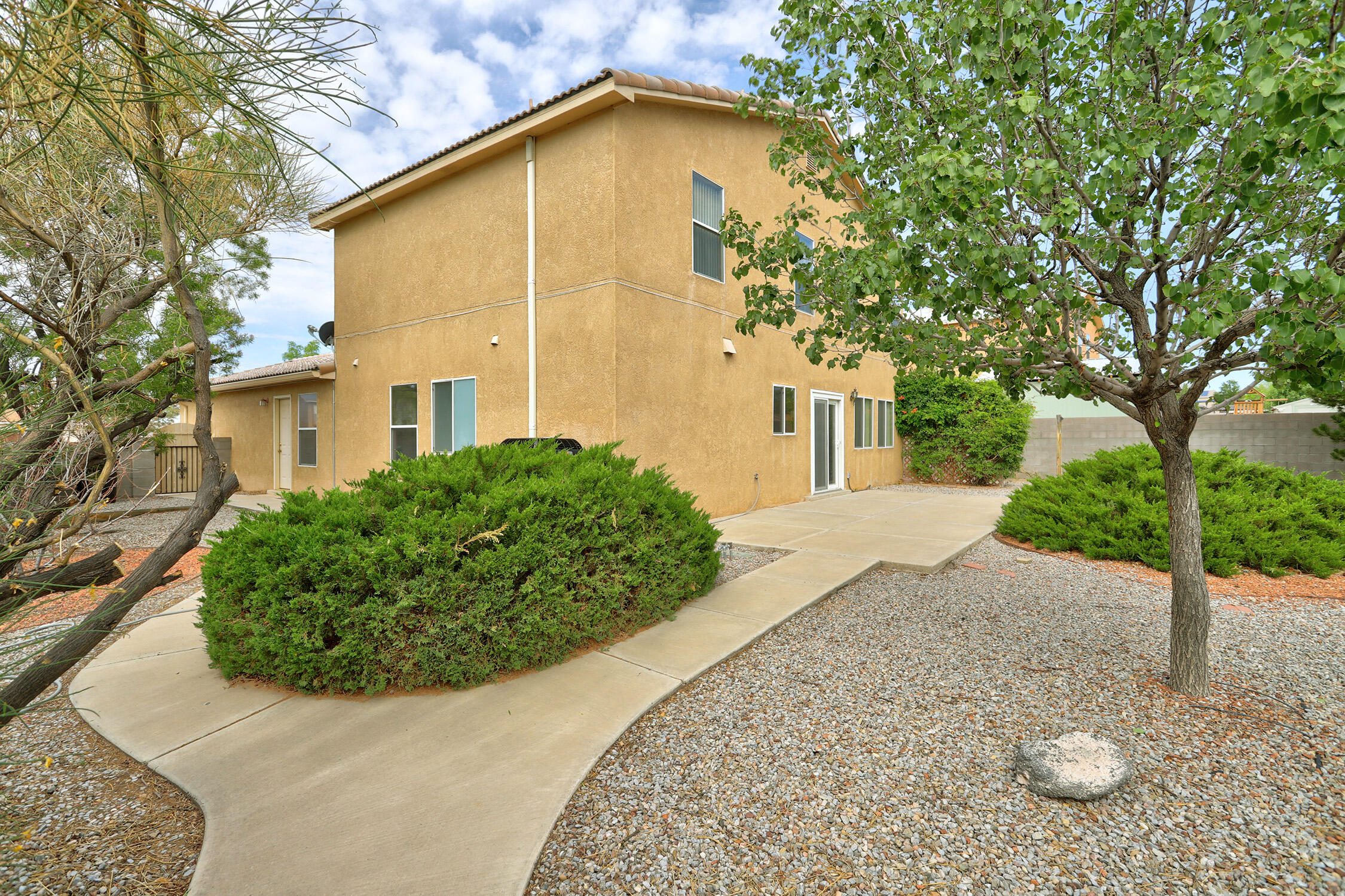 6457 Feemont Hills Loop NE