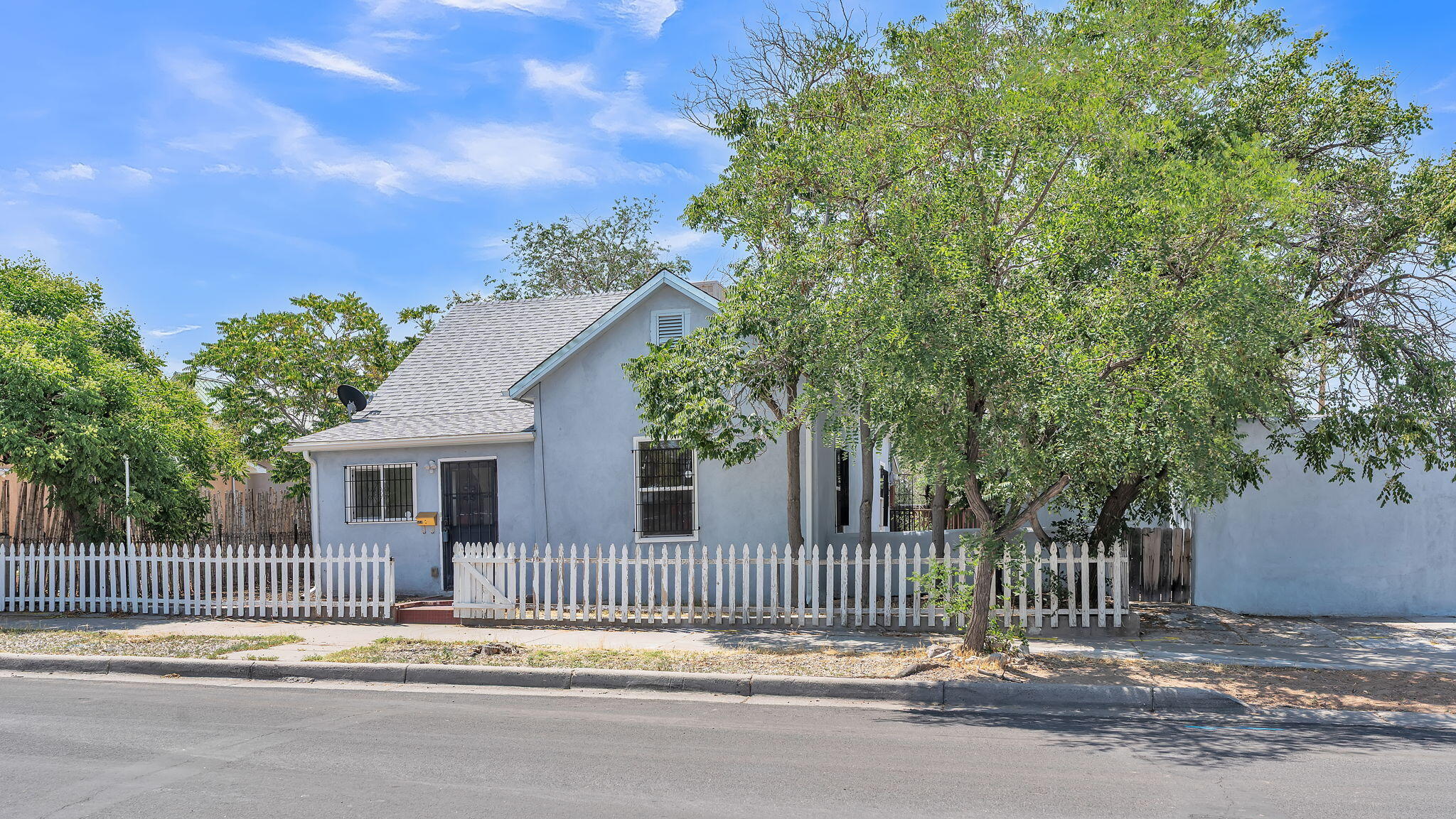 514 SANTA FE Avenue SE