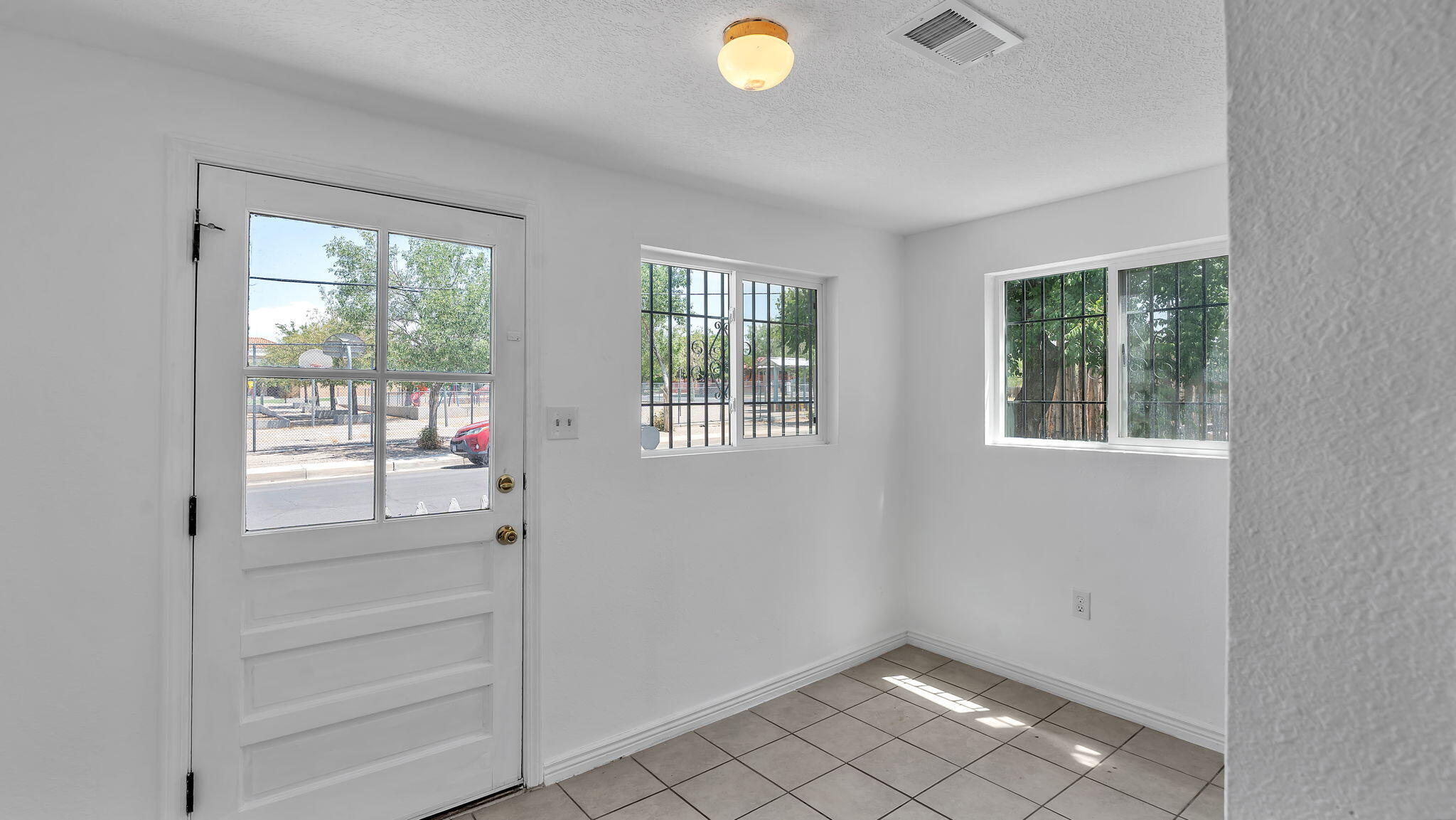 514 SANTA FE Avenue SE