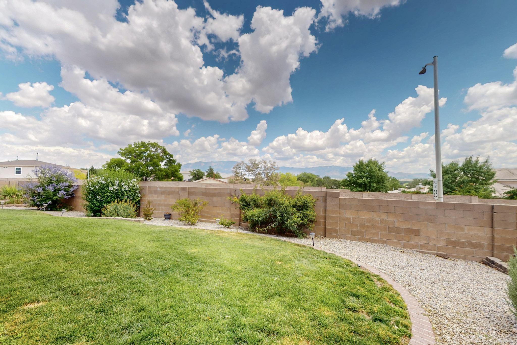8316 CALLE PRIMERA NW