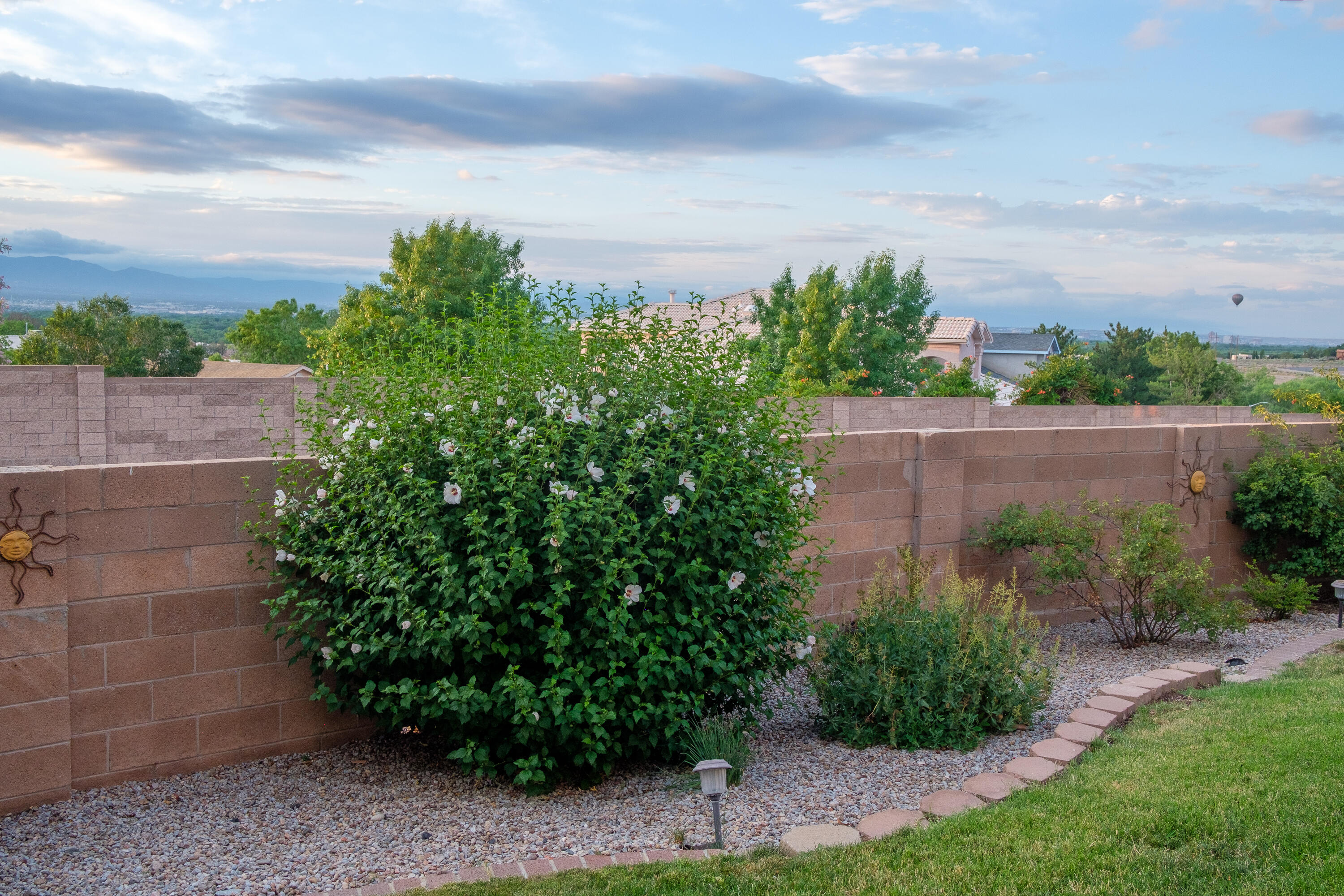 8316 CALLE PRIMERA NW
