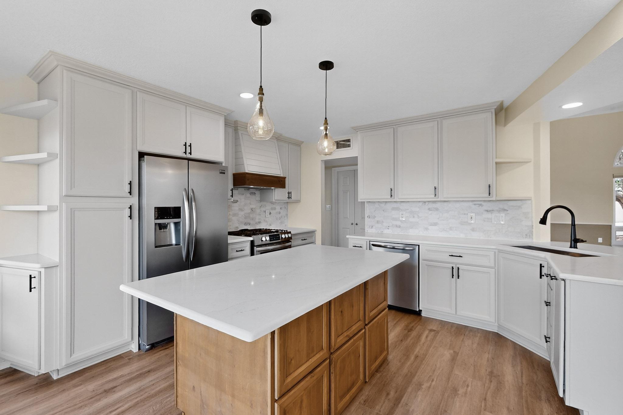 8316 CALLE PRIMERA NW
