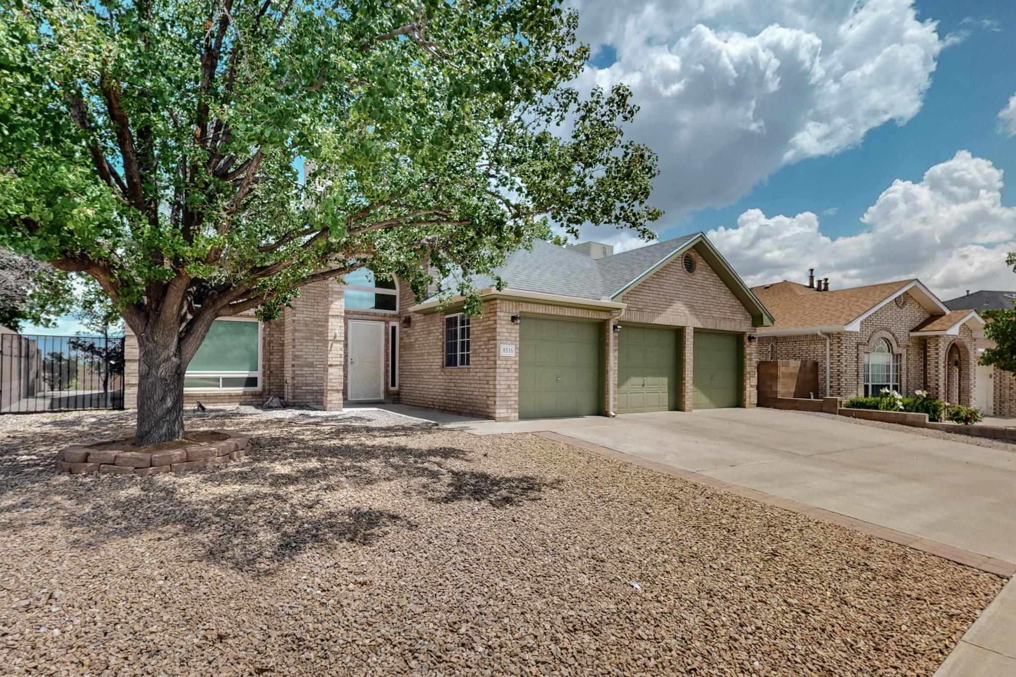 8316 CALLE PRIMERA NW