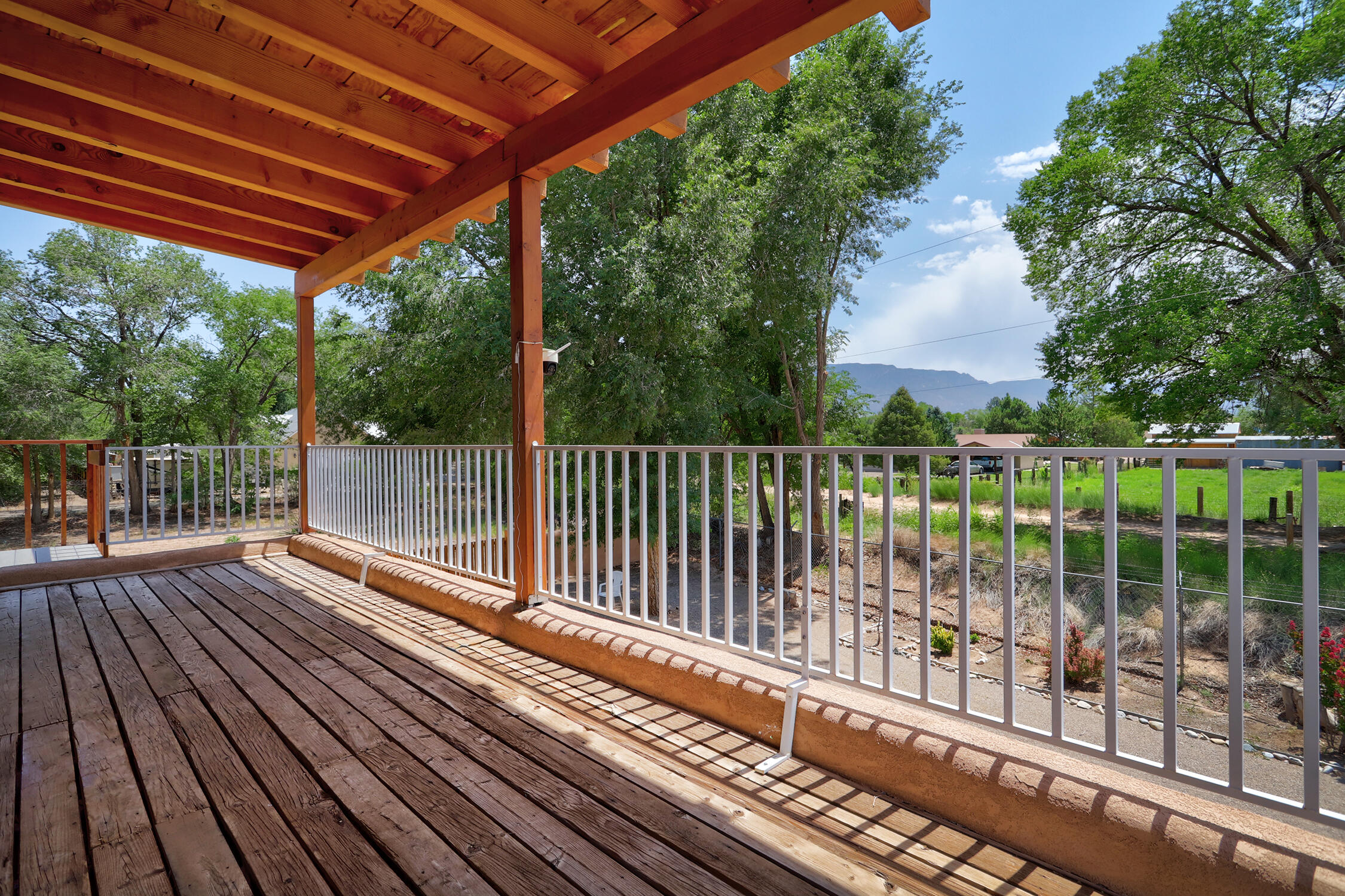 511 ALAMEDA Boulevard NW