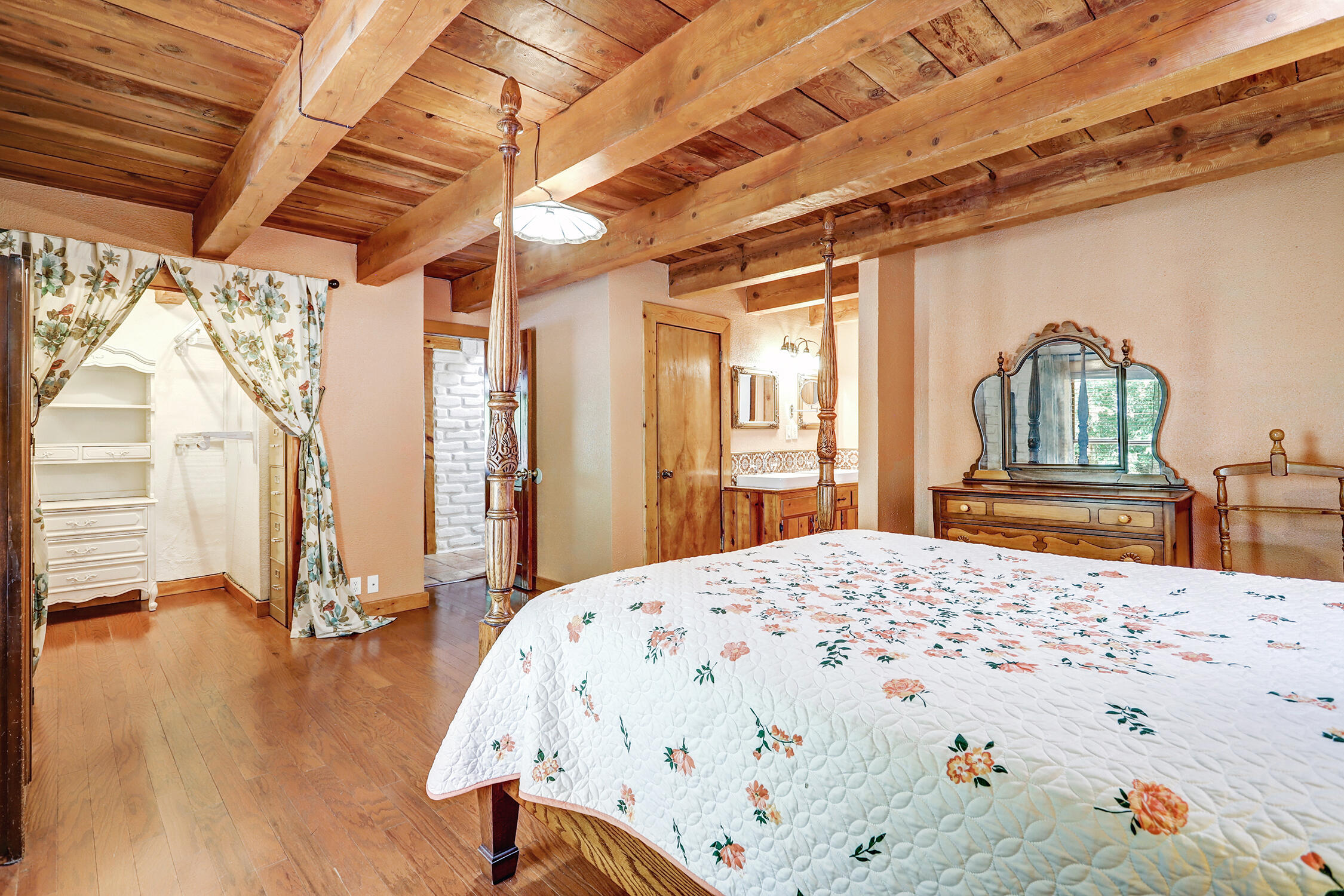 511 ALAMEDA Boulevard NW