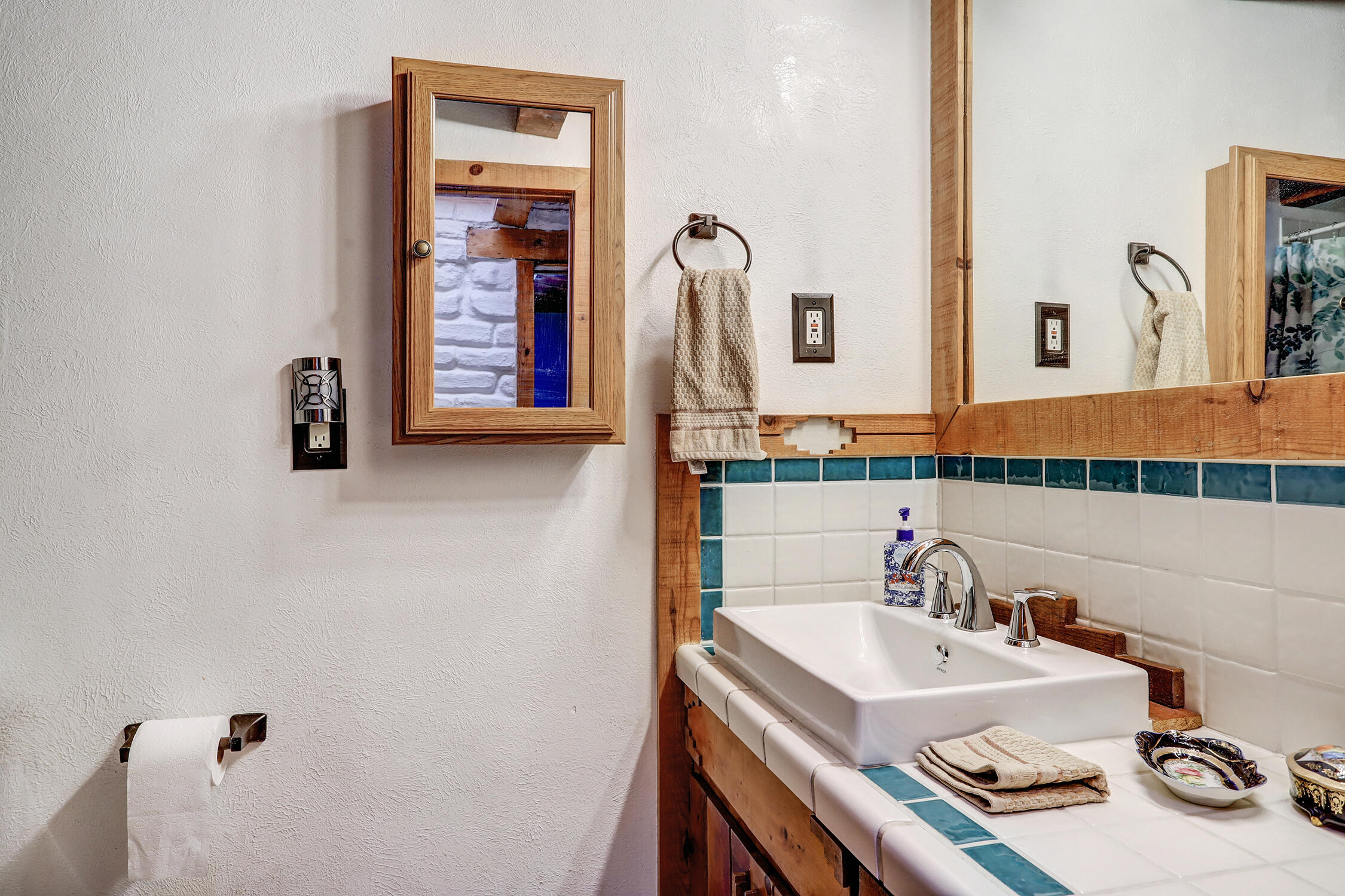 511 ALAMEDA Boulevard NW