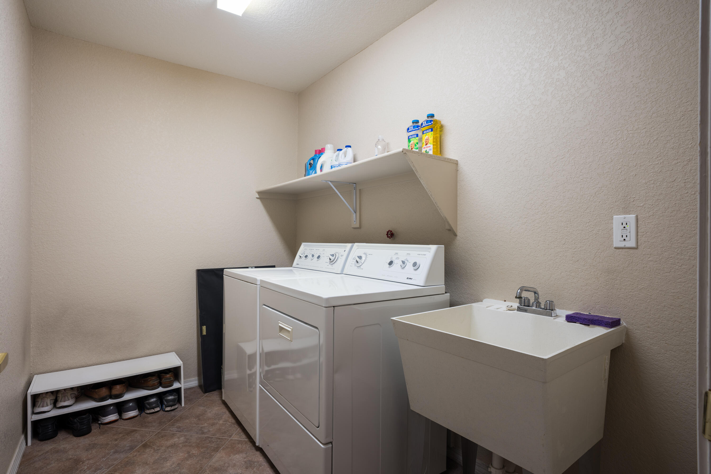 1505 RICASOLI Drive SE