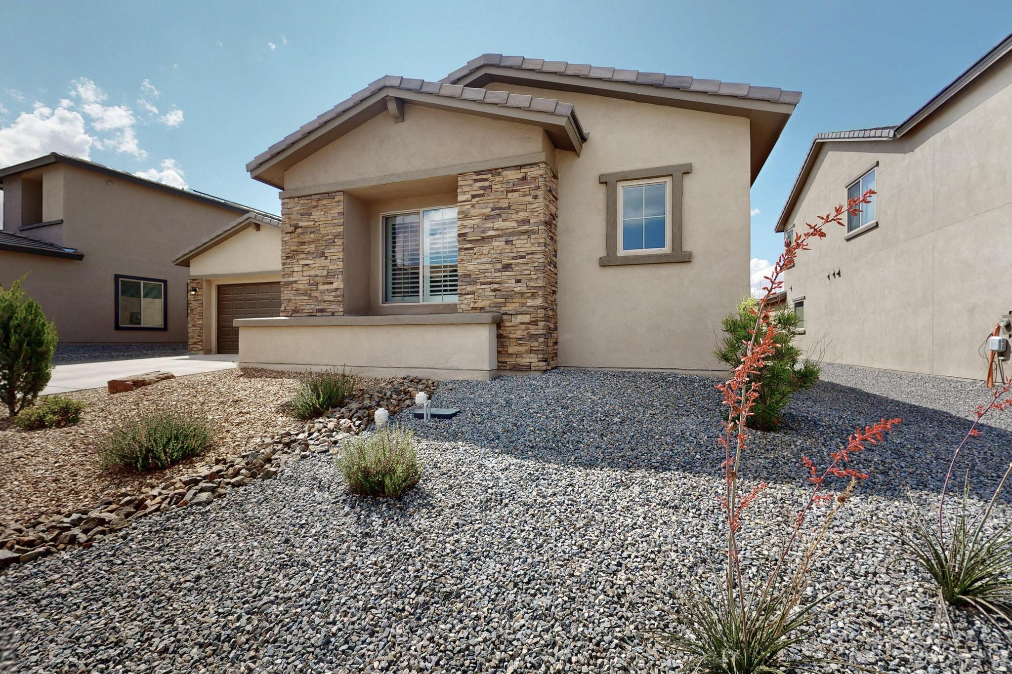 1723 MOUNT HOOD Trail NW