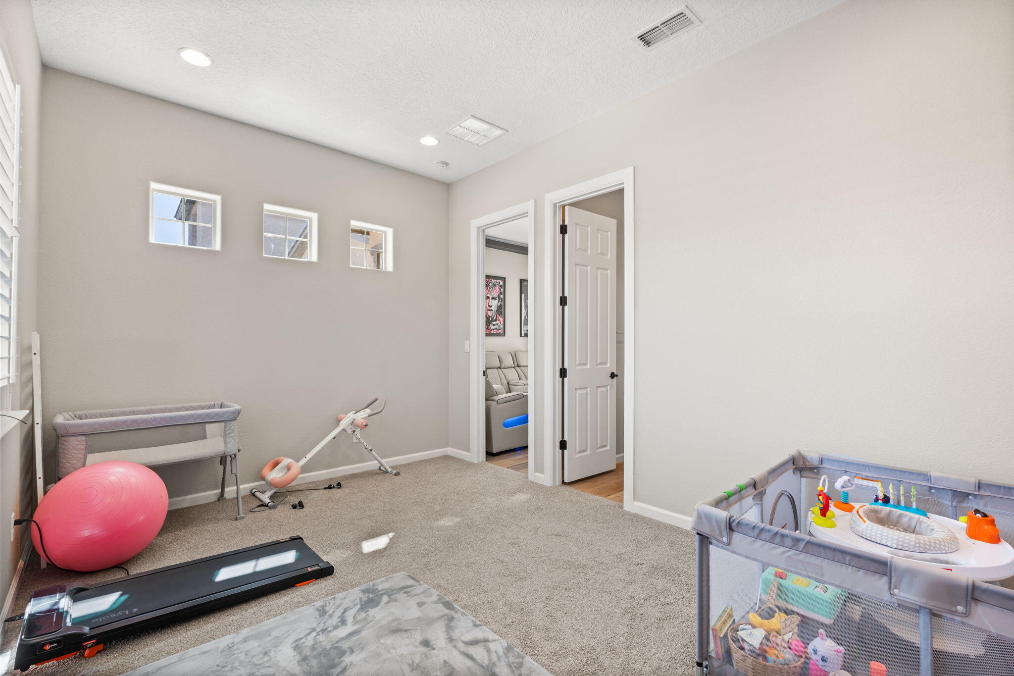 1723 MOUNT HOOD Trail NW