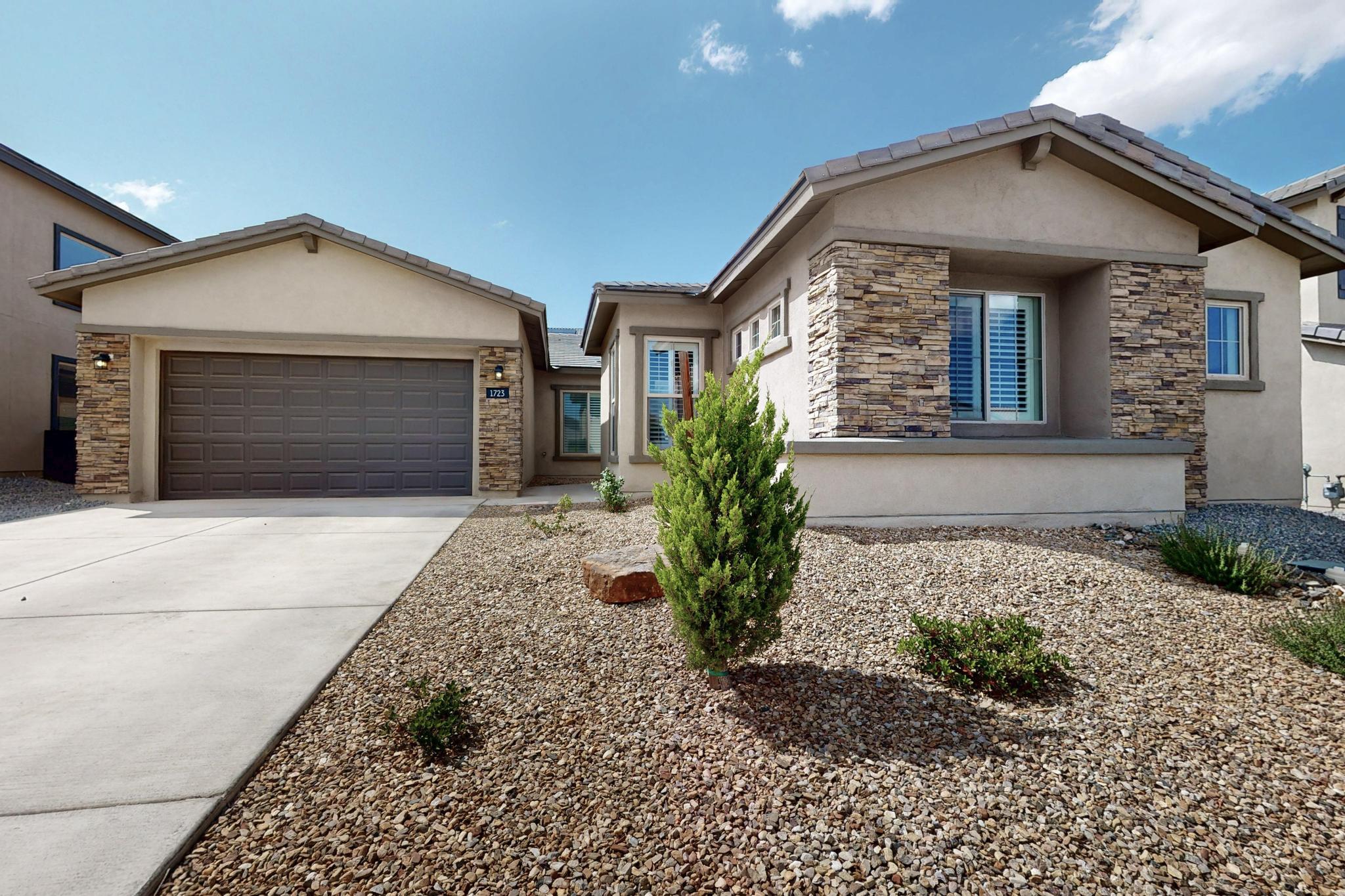 1723 MOUNT HOOD Trail NW