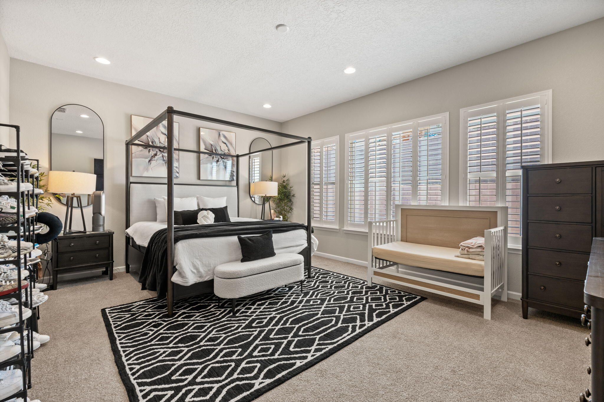 1723 MOUNT HOOD Trail NW