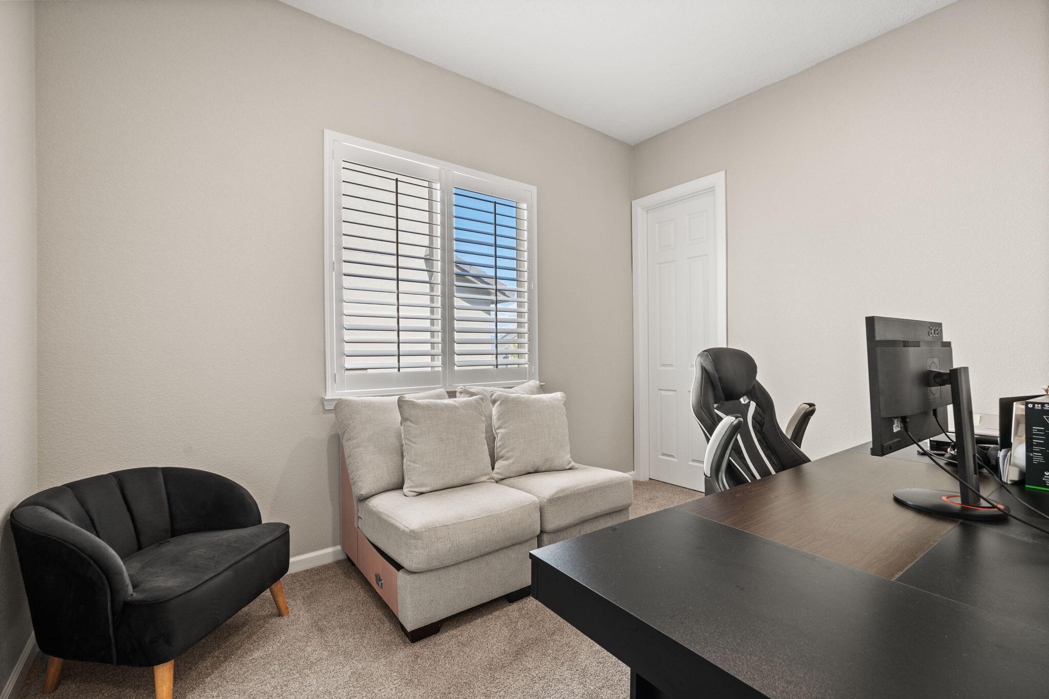 1723 MOUNT HOOD Trail NW