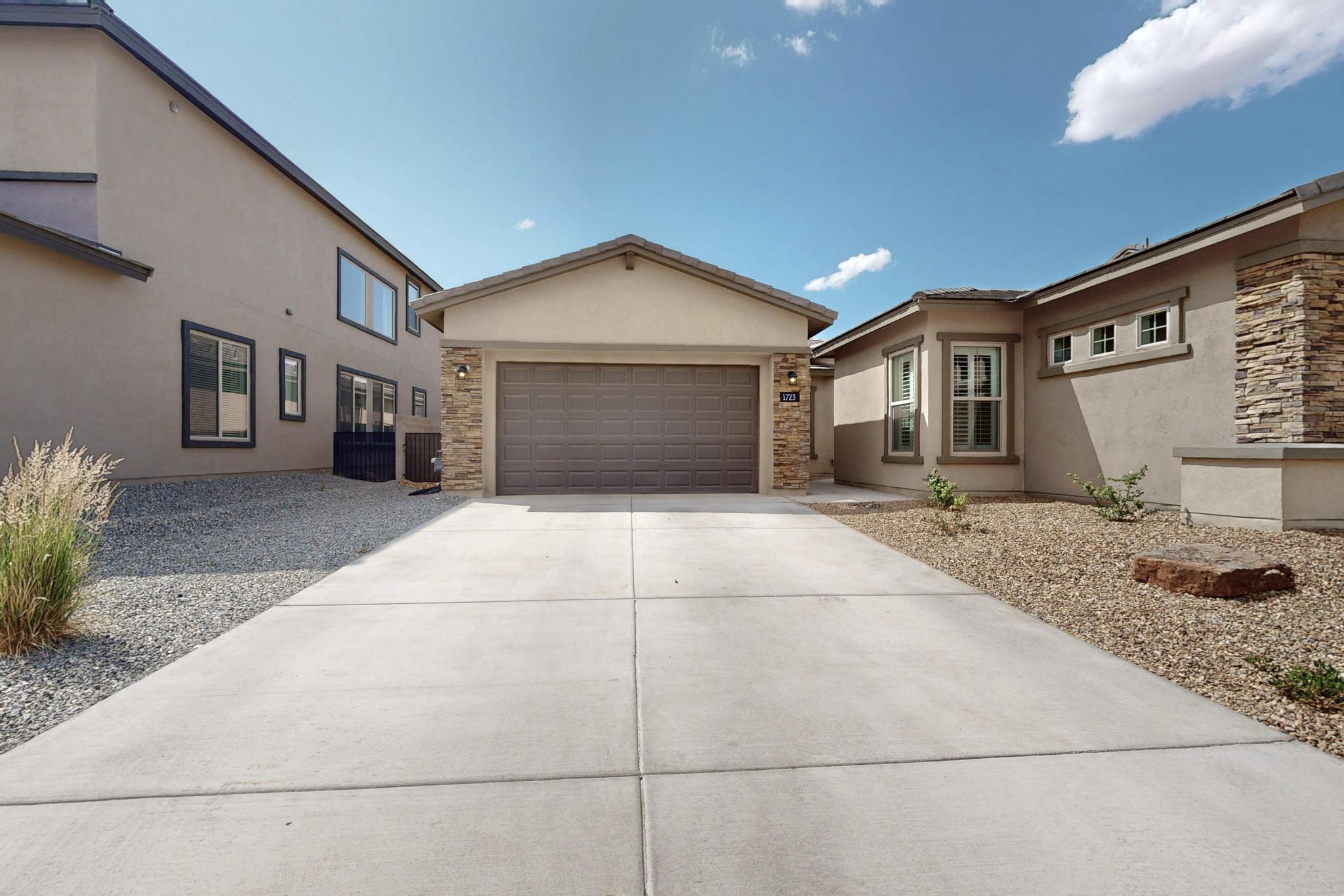 1723 MOUNT HOOD Trail NW