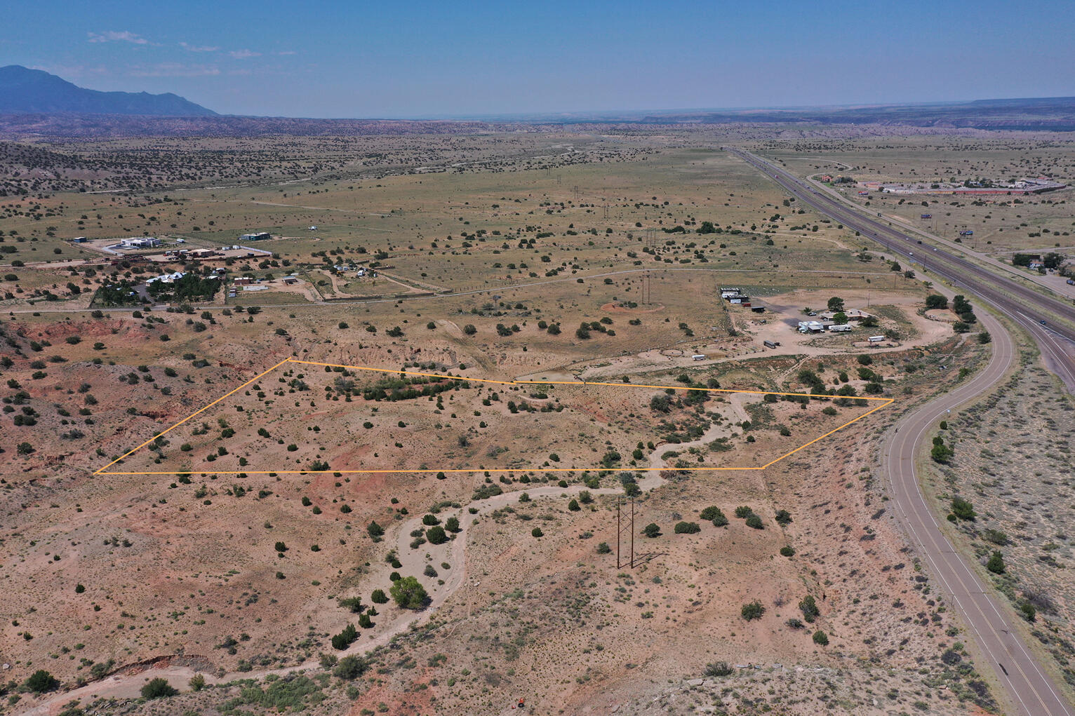 L 3 B 5 E Frontage Rd
