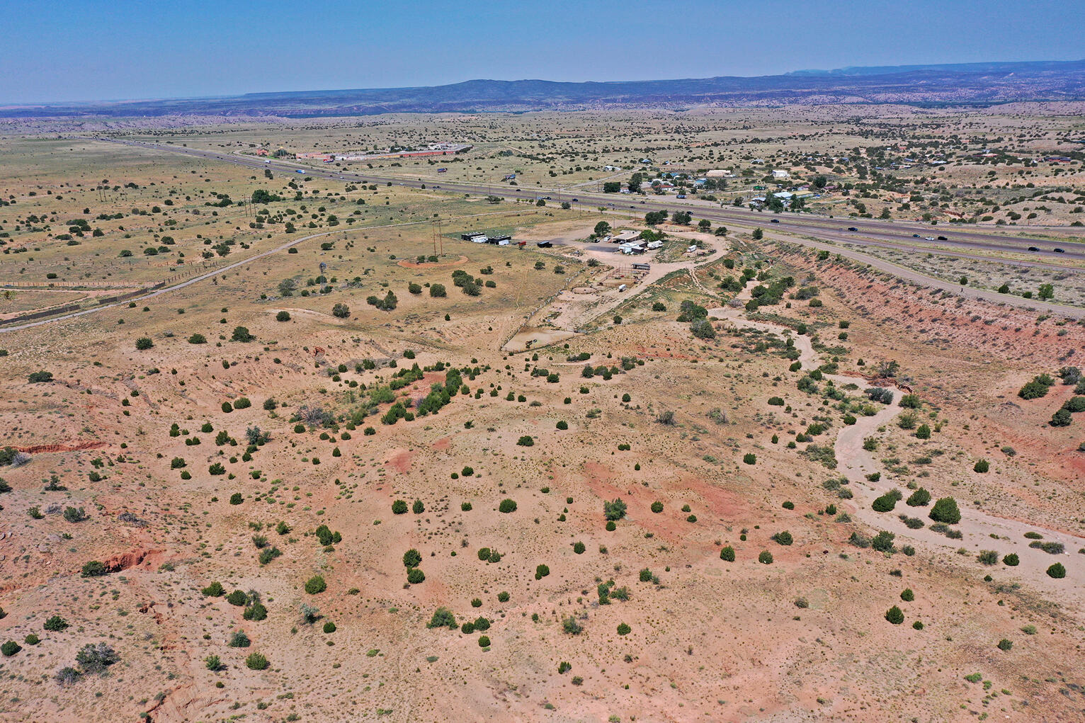 L 3 B 5 E Frontage Rd
