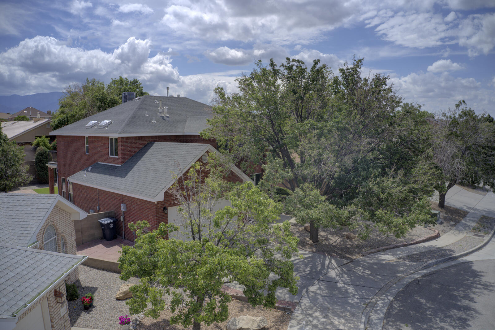 8320 SAN GAVILON Street NE